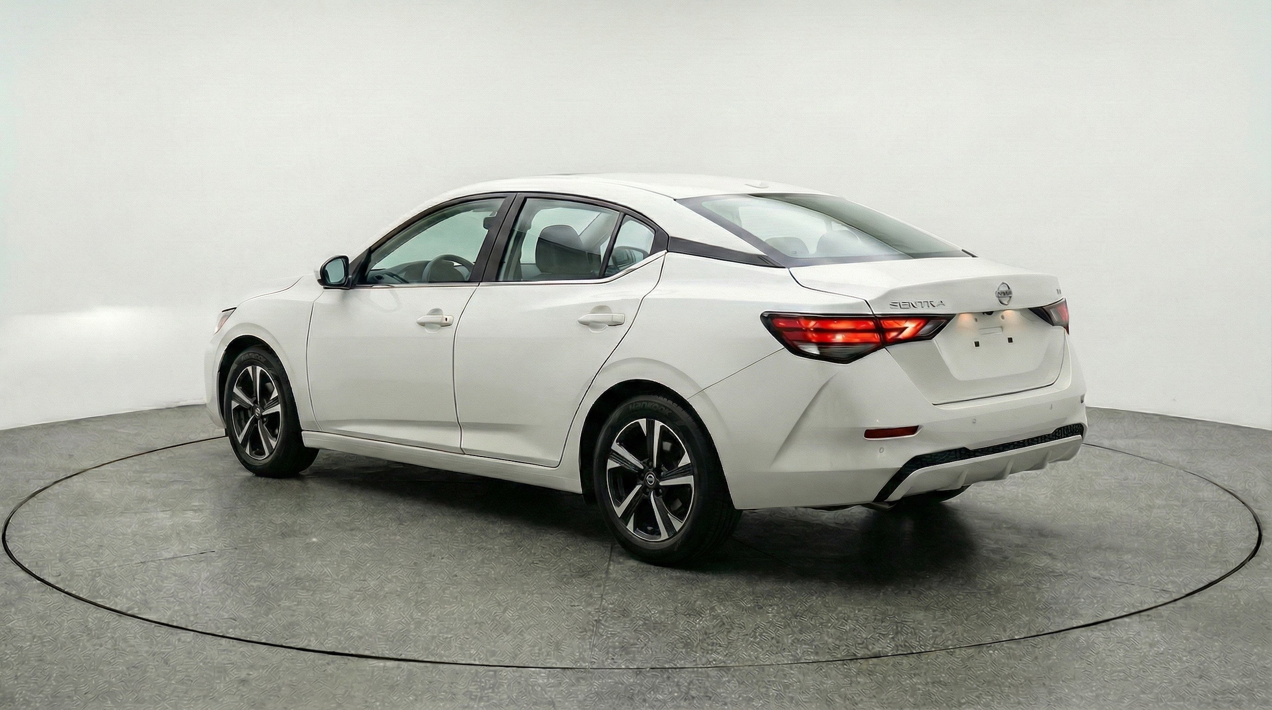 Thumbnail: 2025 Nissan Sentra - 6