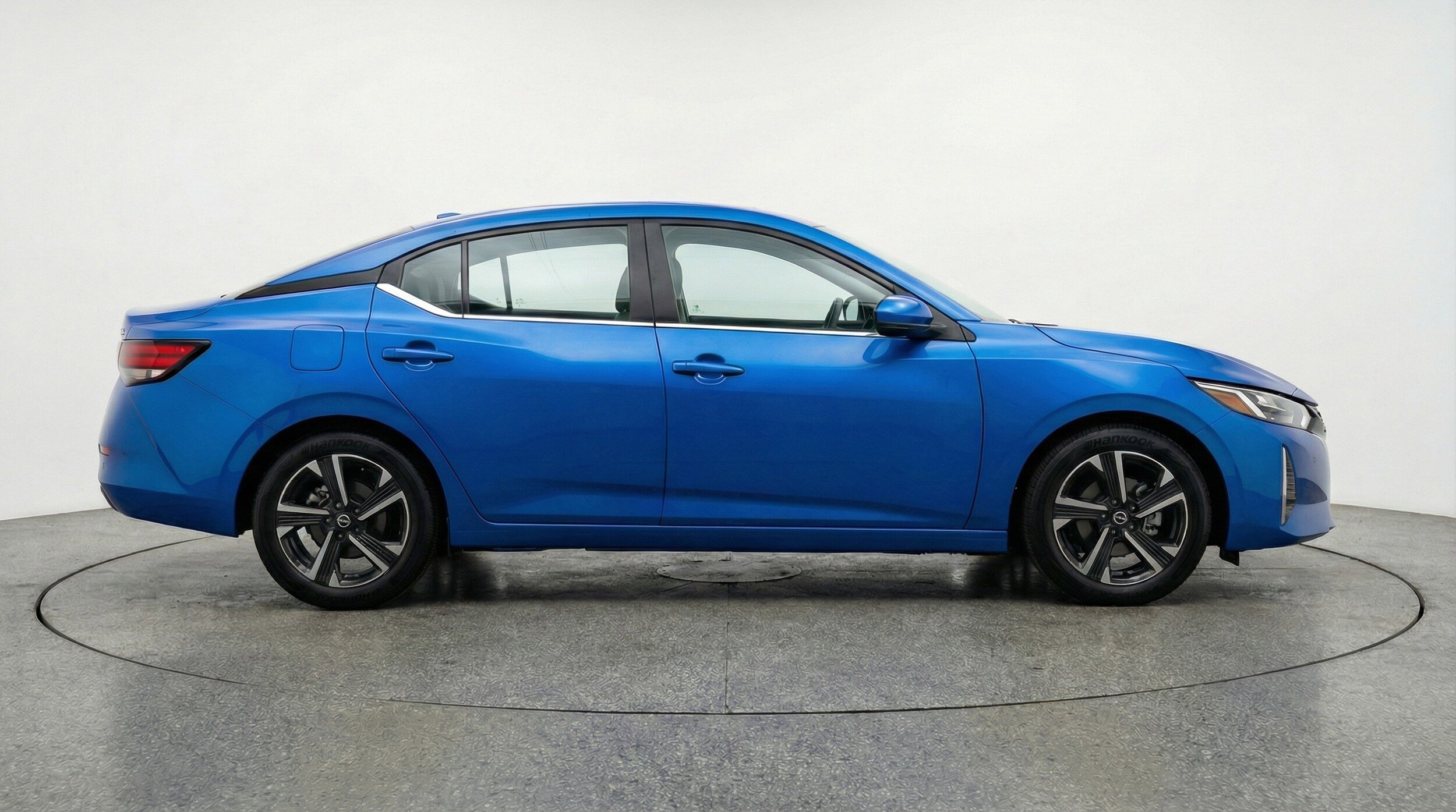 Thumbnail: 2025 Nissan Sentra - 11