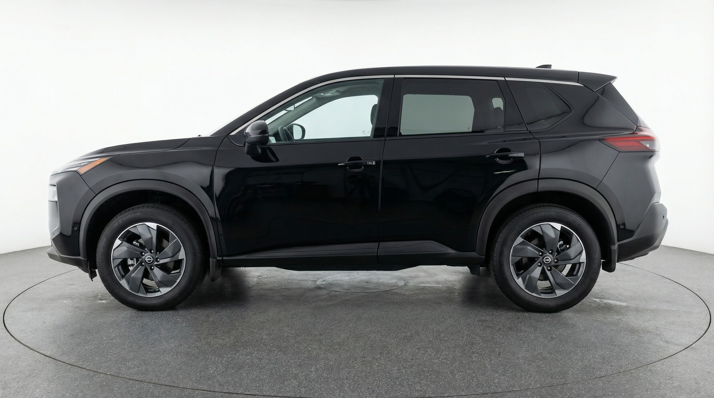 Thumbnail: 2025 Nissan Rogue - 4
