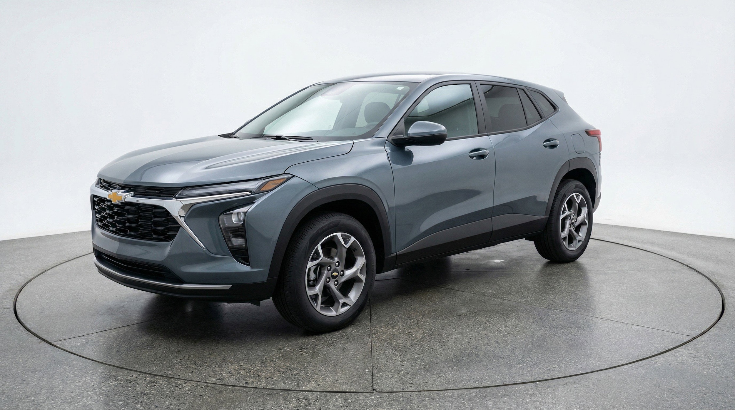 Thumbnail: 2025 Chevrolet Trax - 3