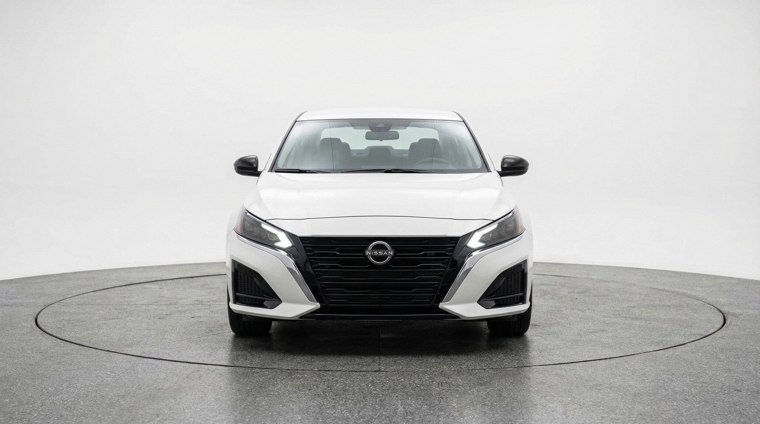 Thumbnail: 2025 Nissan Altima - 2