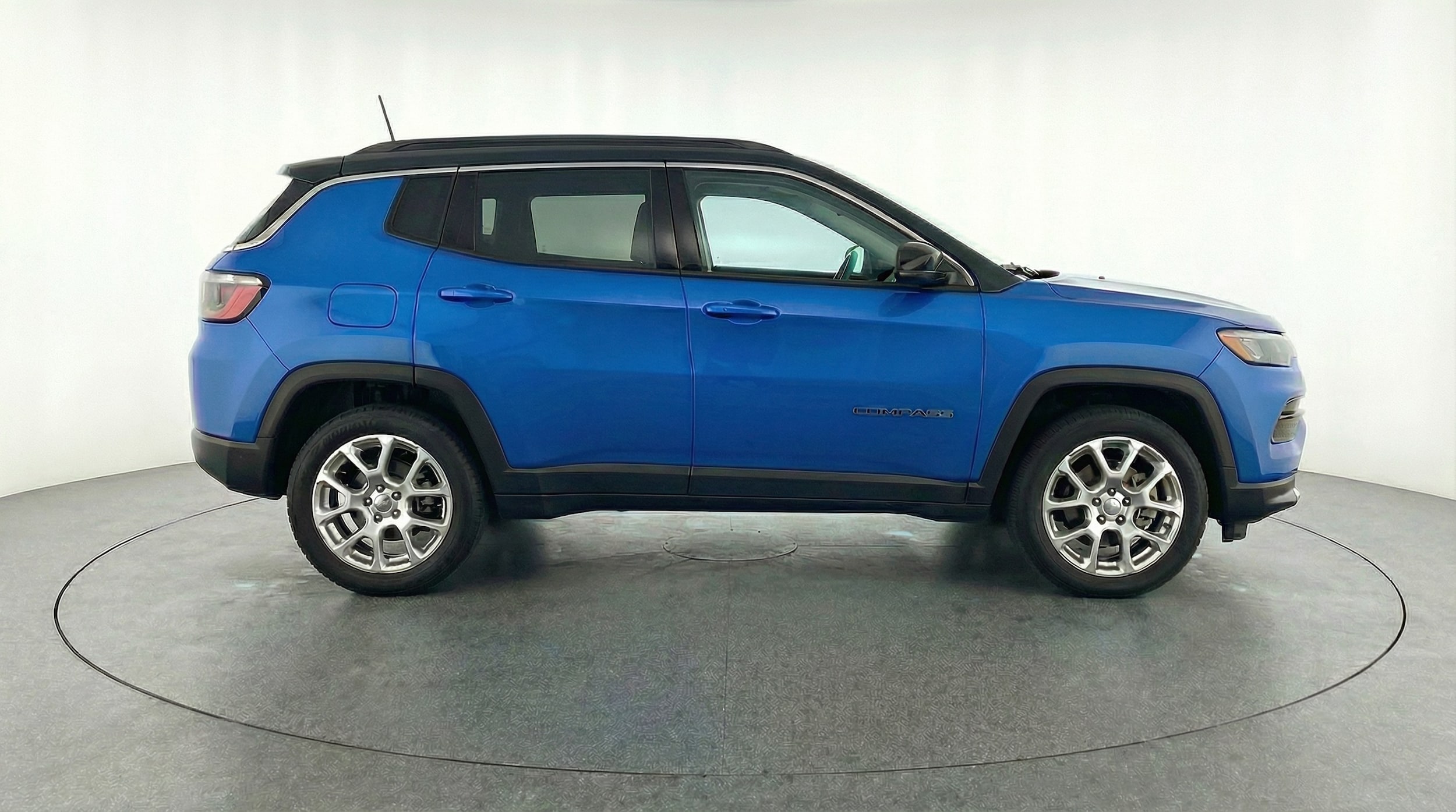 Thumbnail: 2025 Jeep Compass - 8
