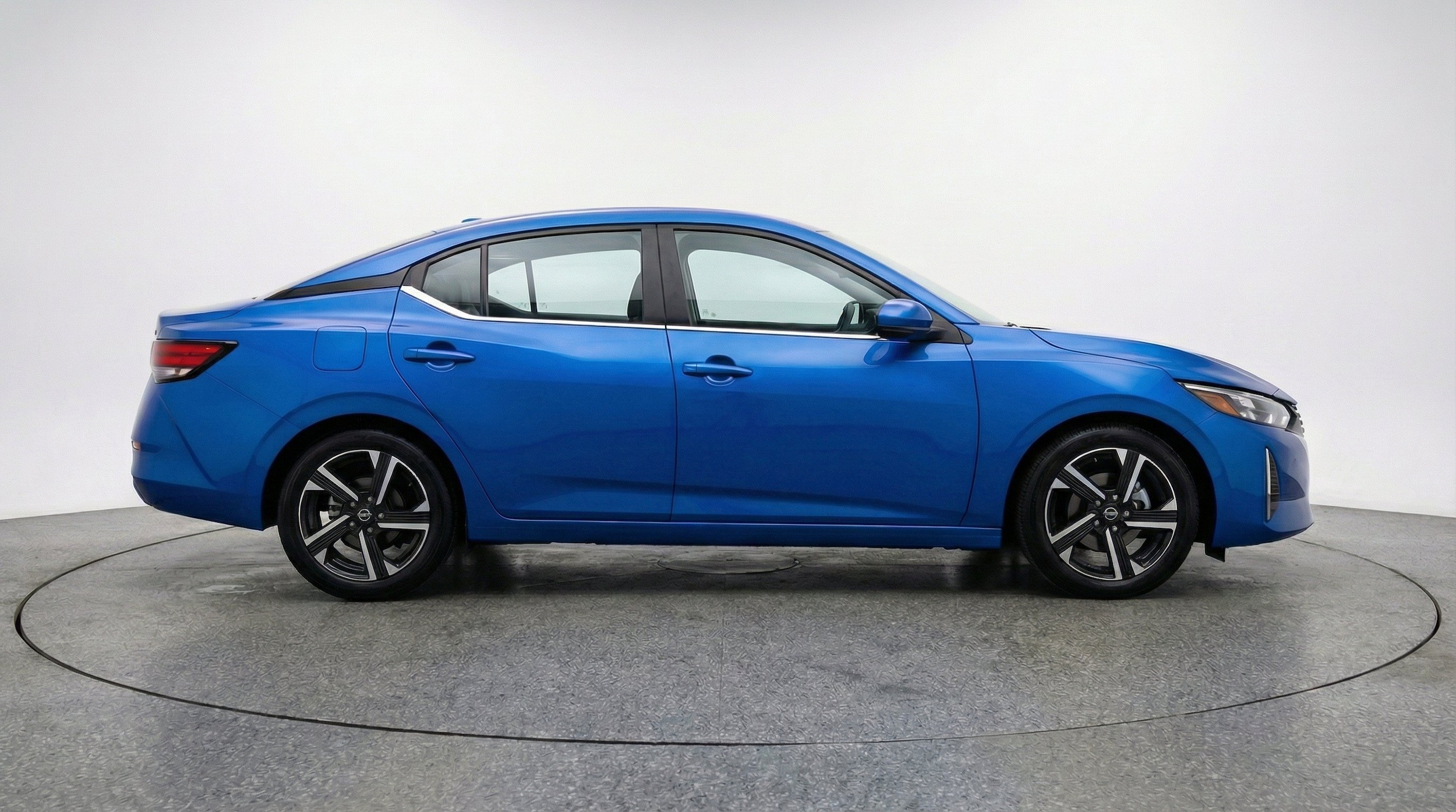 Thumbnail: 2025 Nissan Sentra - 11