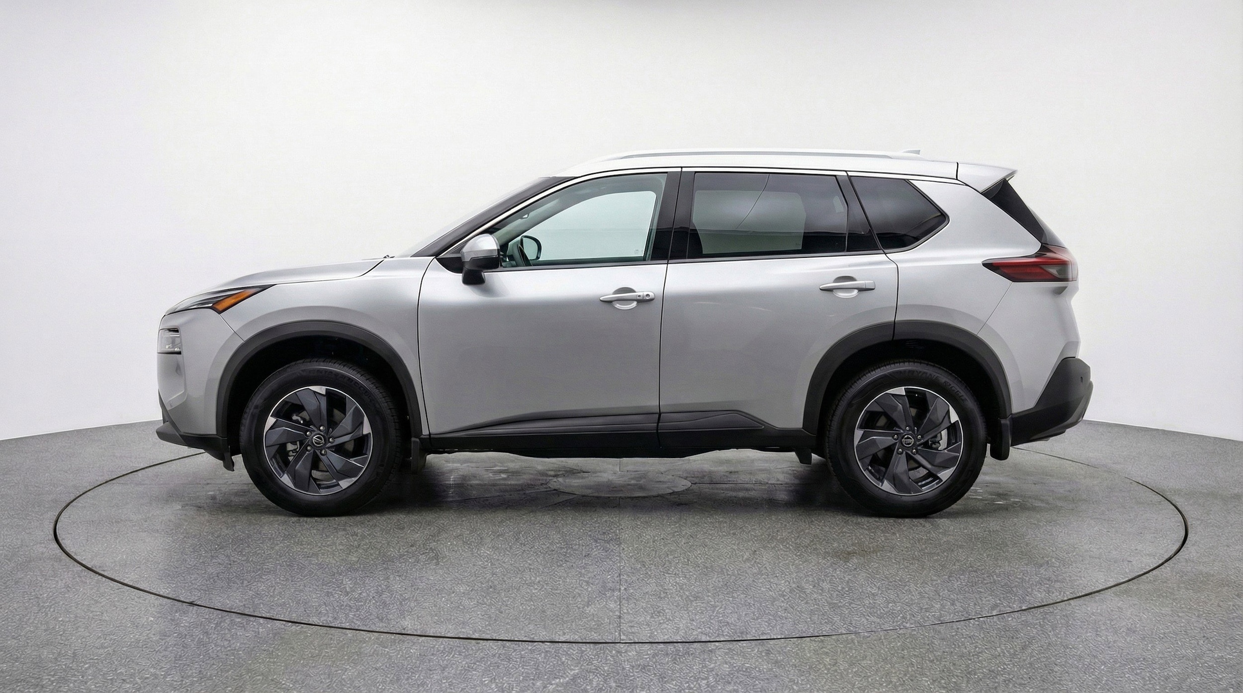 Thumbnail: 2025 Nissan Rogue - 5