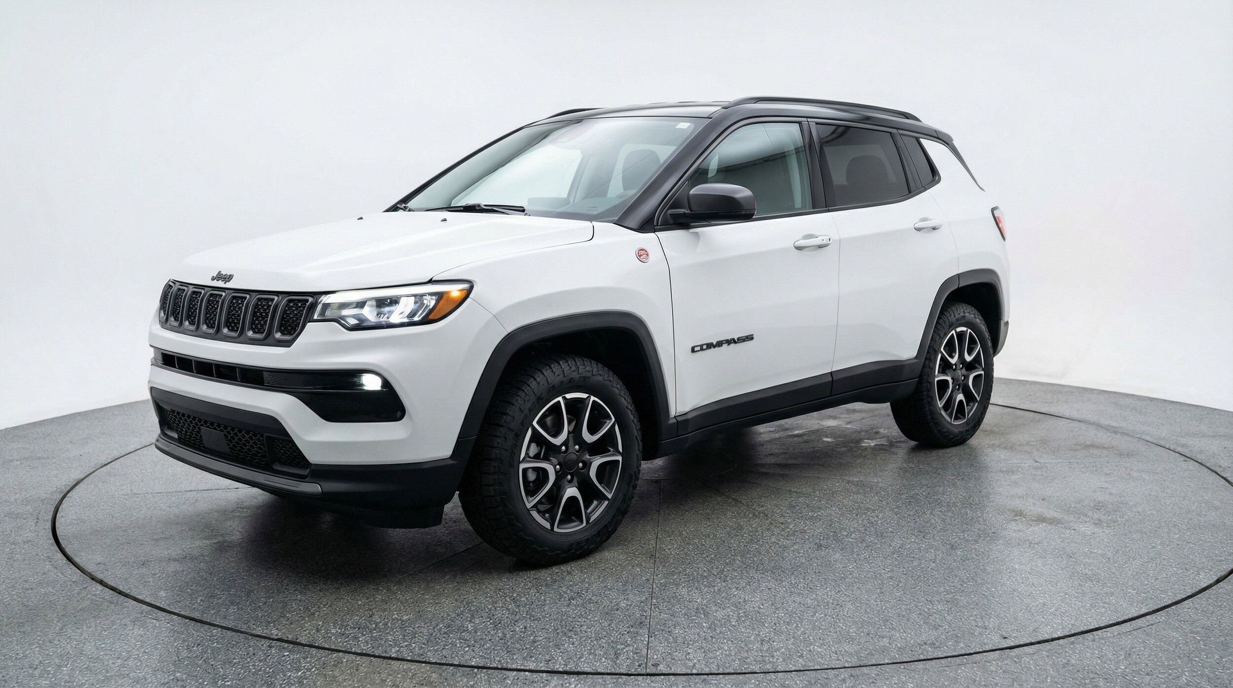 Thumbnail: 2025 Jeep Compass - 3