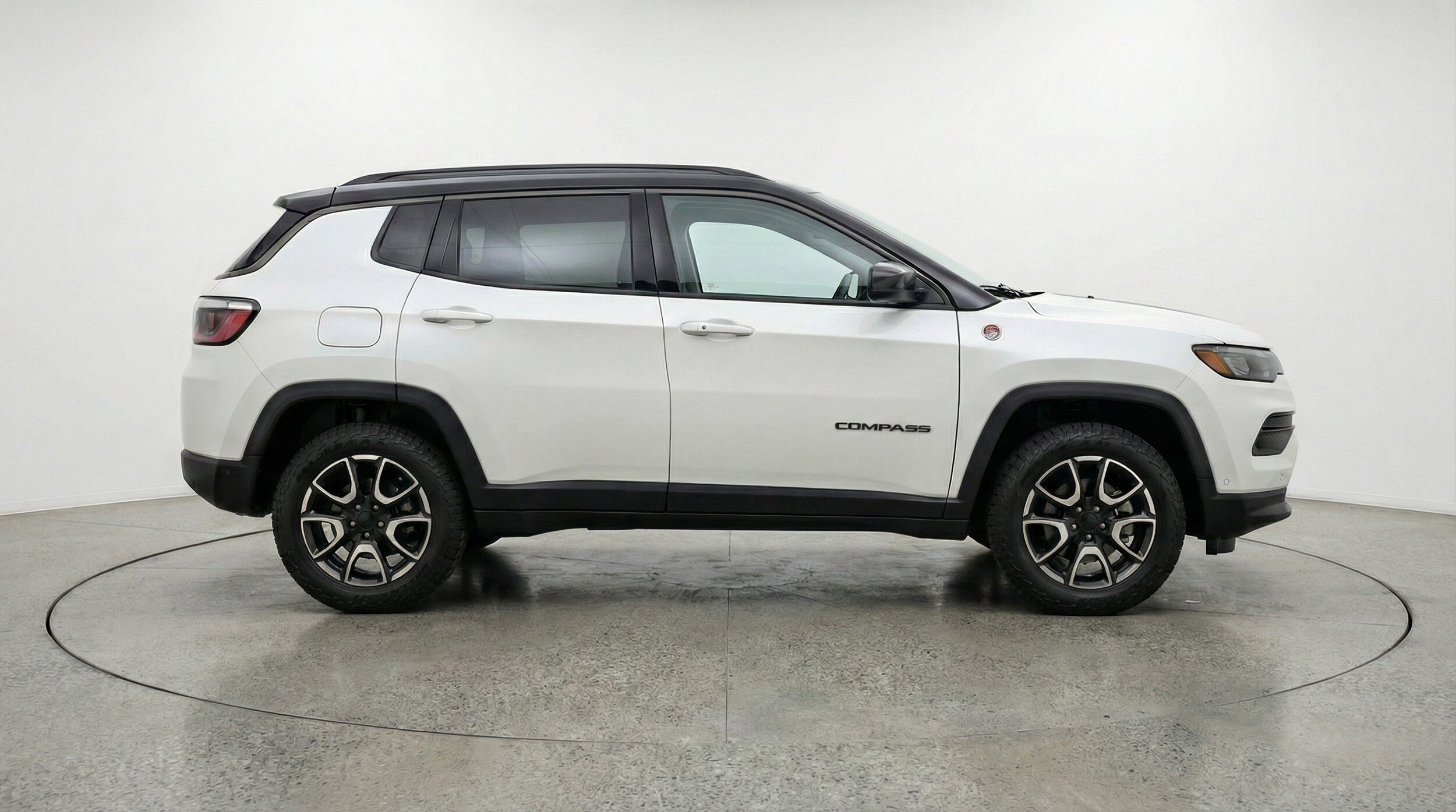 Thumbnail: 2025 Jeep Compass - 11