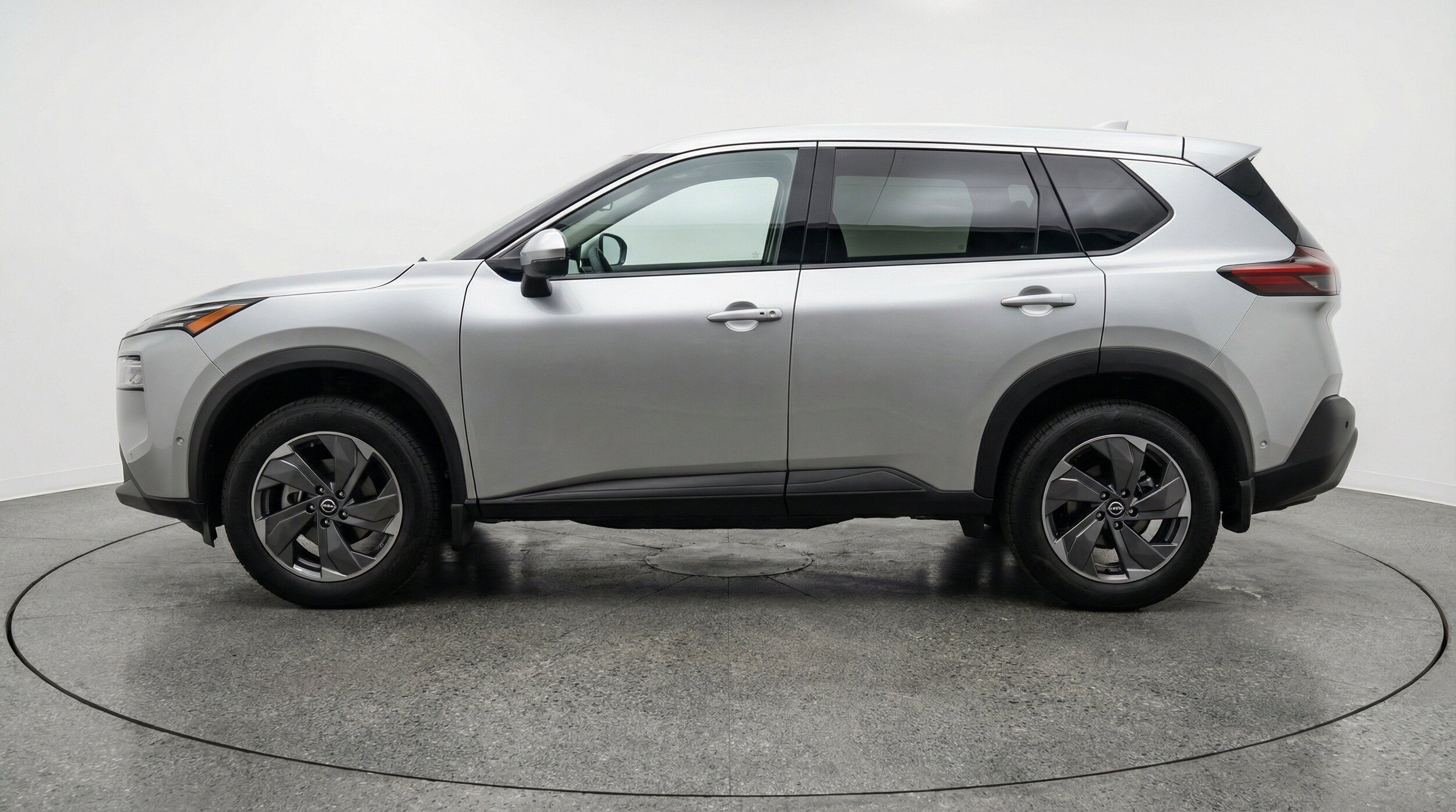 Thumbnail: 2025 Nissan Rogue - 5