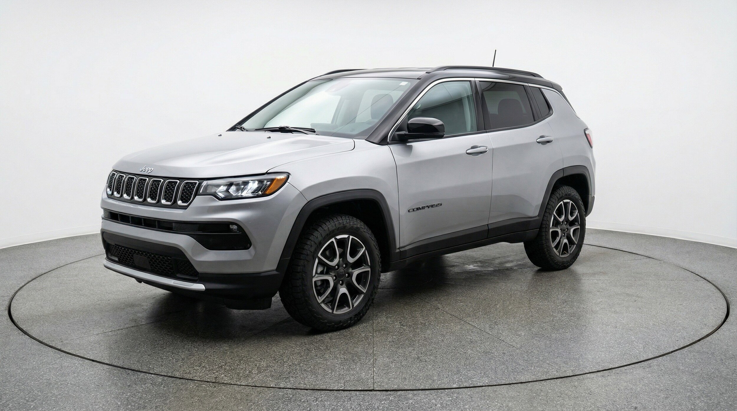 Thumbnail: 2025 Jeep Compass - 3