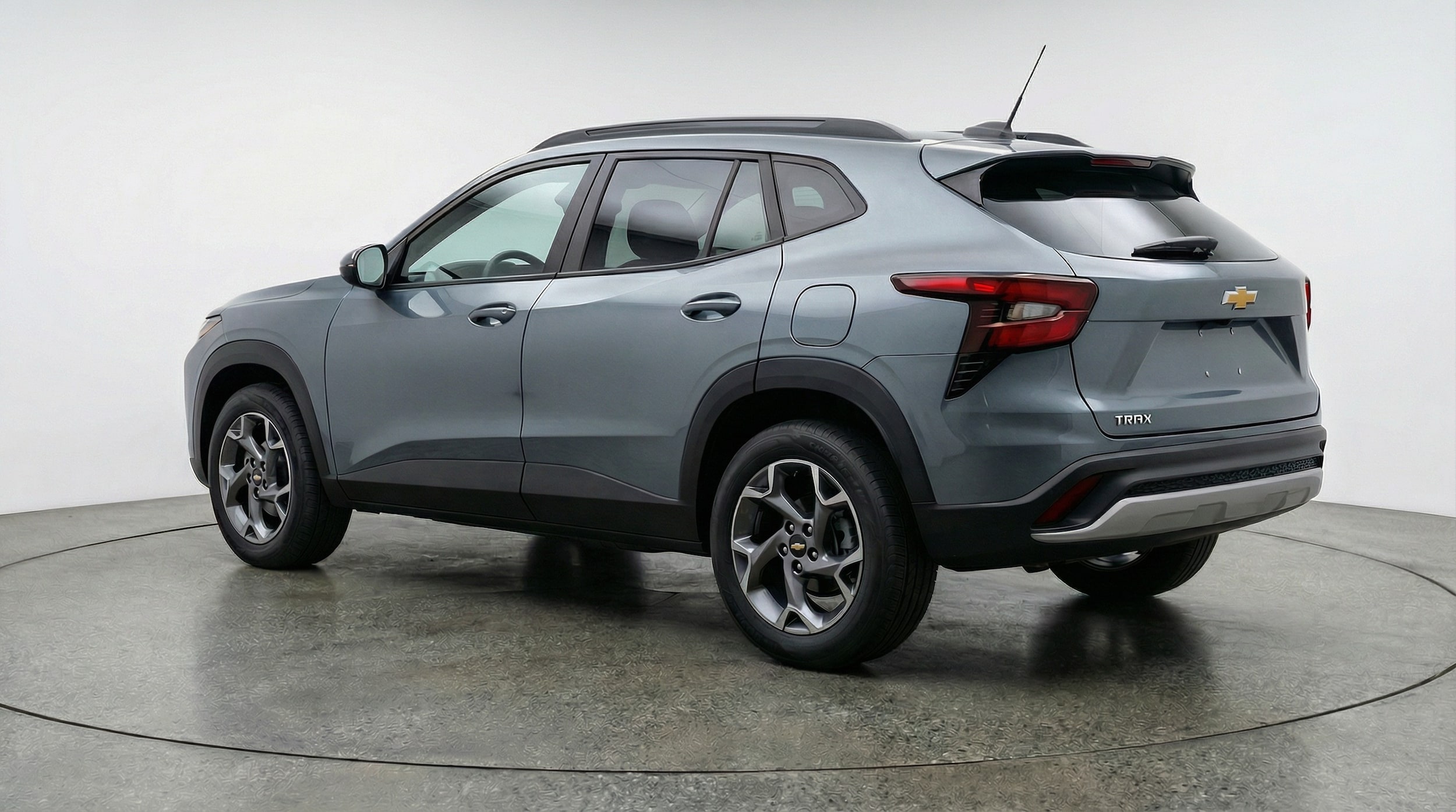 Thumbnail: 2025 Chevrolet Trax - 5