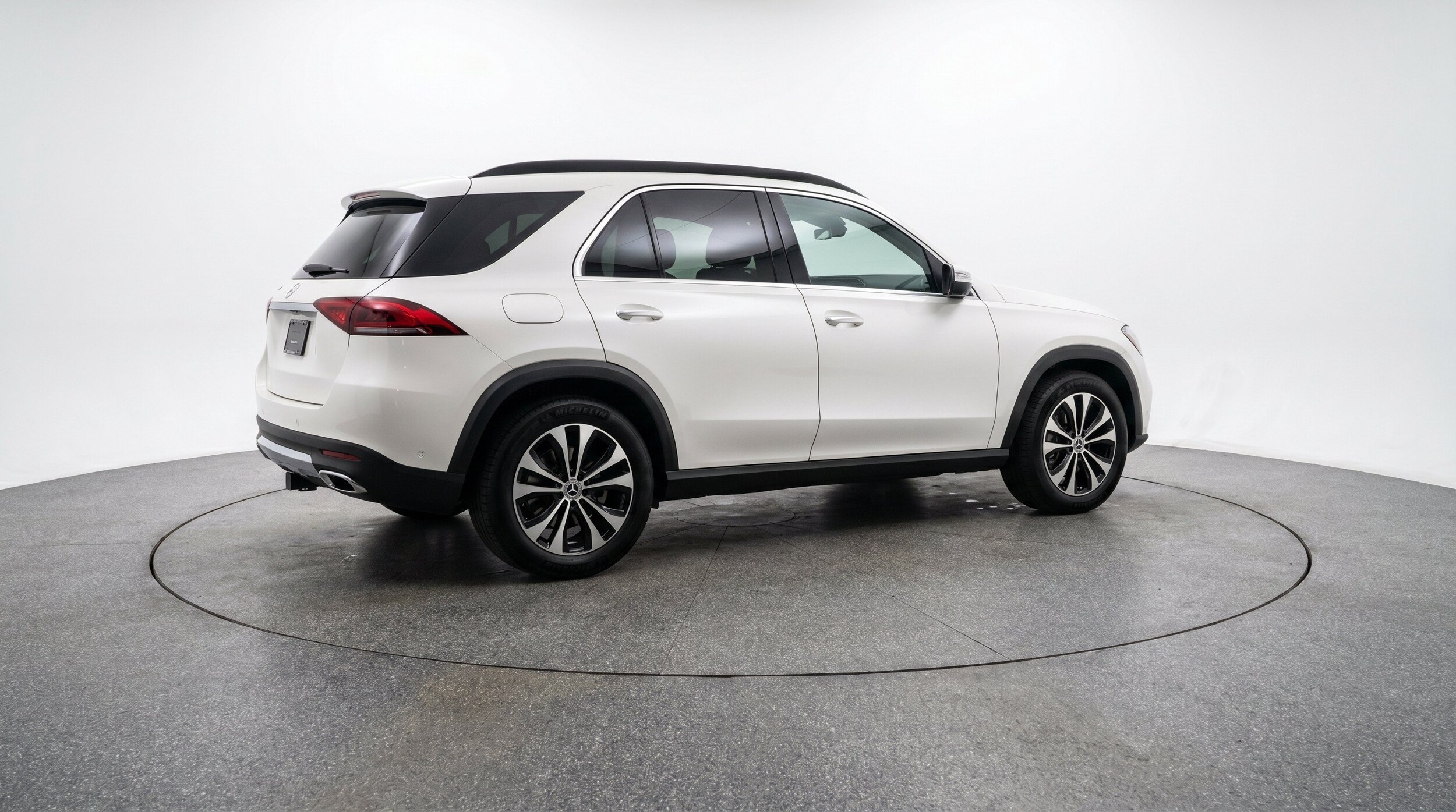 Thumbnail: 2026 Mercedes-Benz GLE - 9