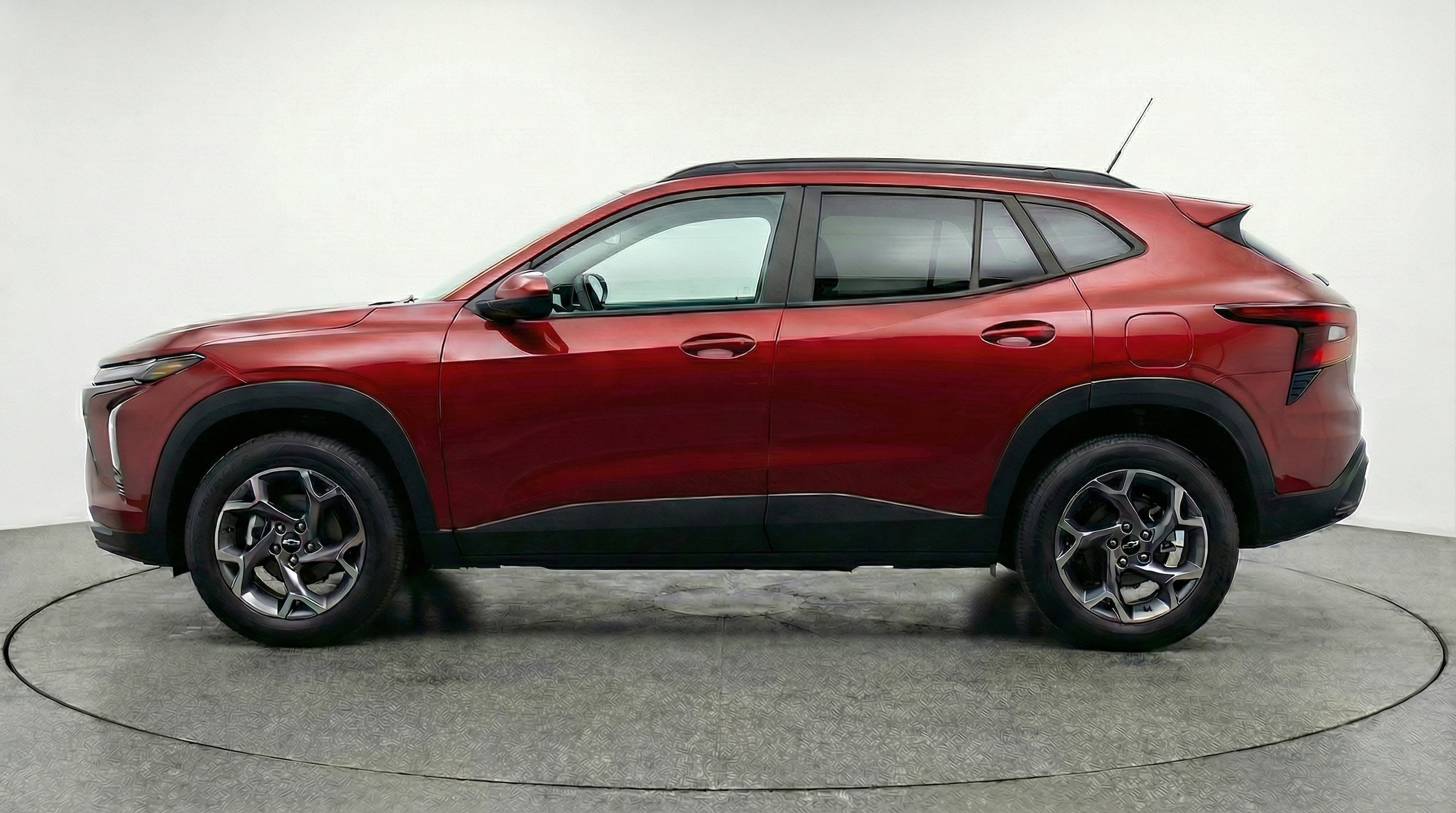 Thumbnail: 2025 Chevrolet Trax - 4