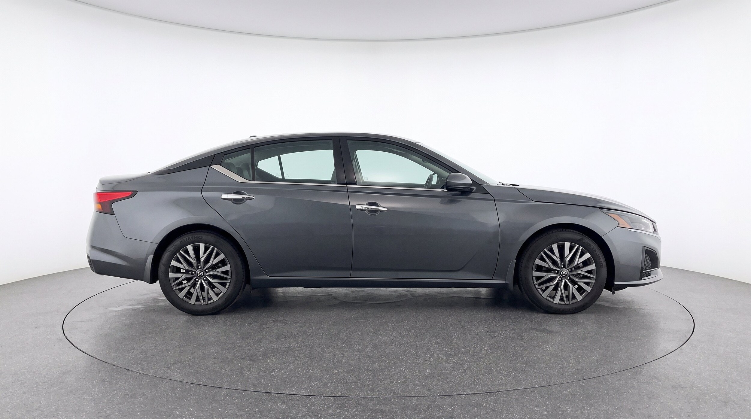 Thumbnail: 2025 Nissan Altima - 11