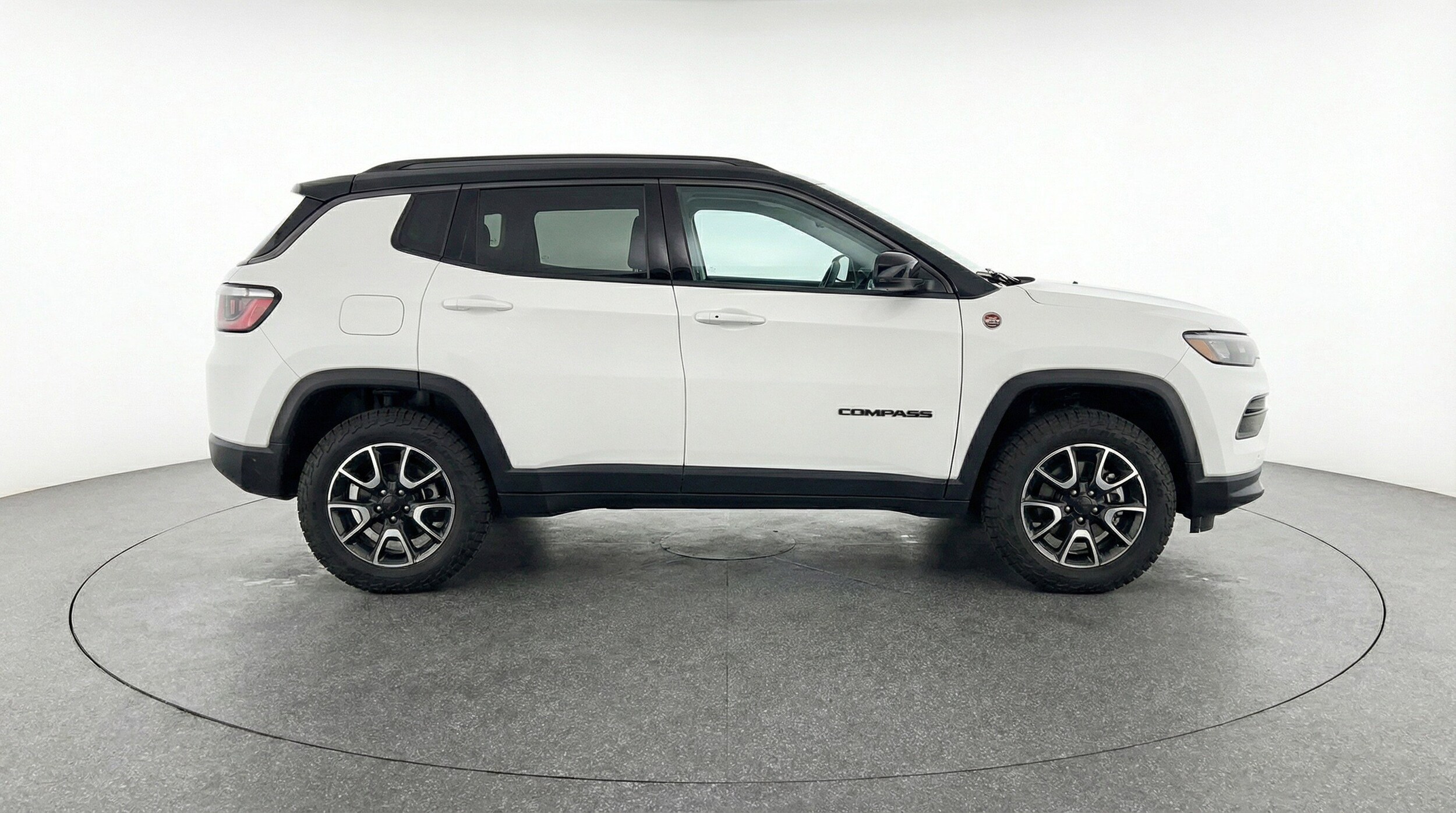 Thumbnail: 2025 Jeep Compass - 11
