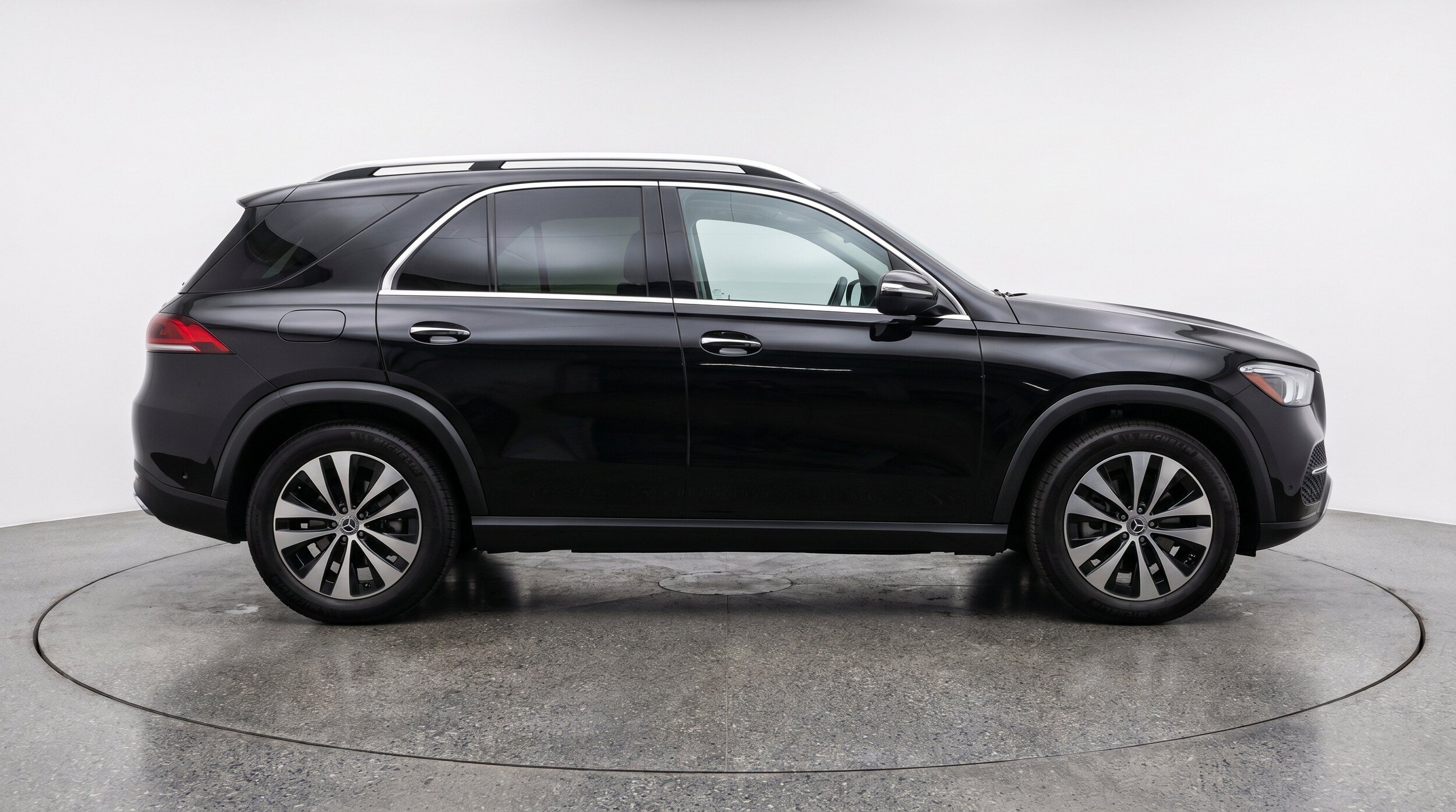 Thumbnail: 2026 Mercedes-Benz GLE - 11