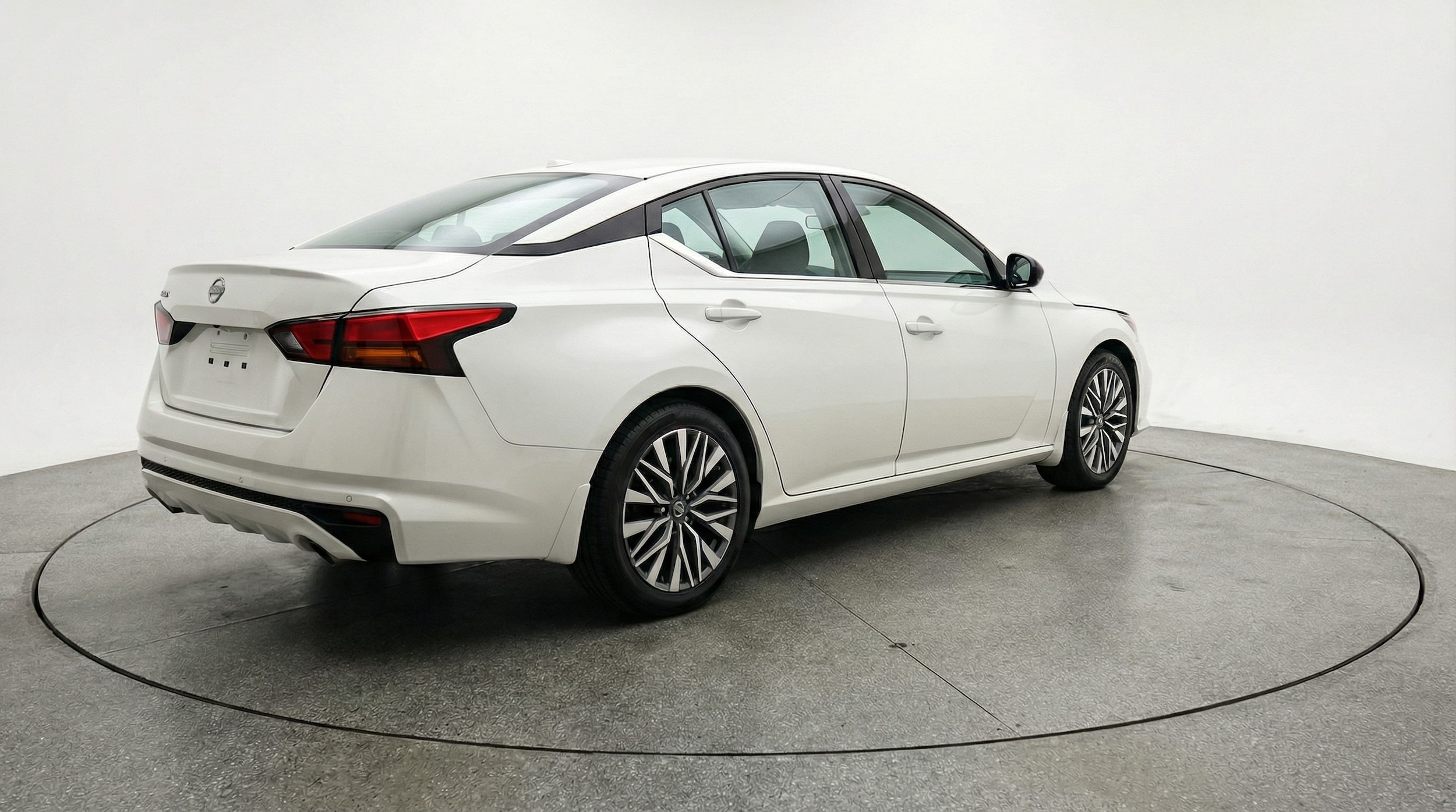 Thumbnail: 2025 Nissan Altima - 7