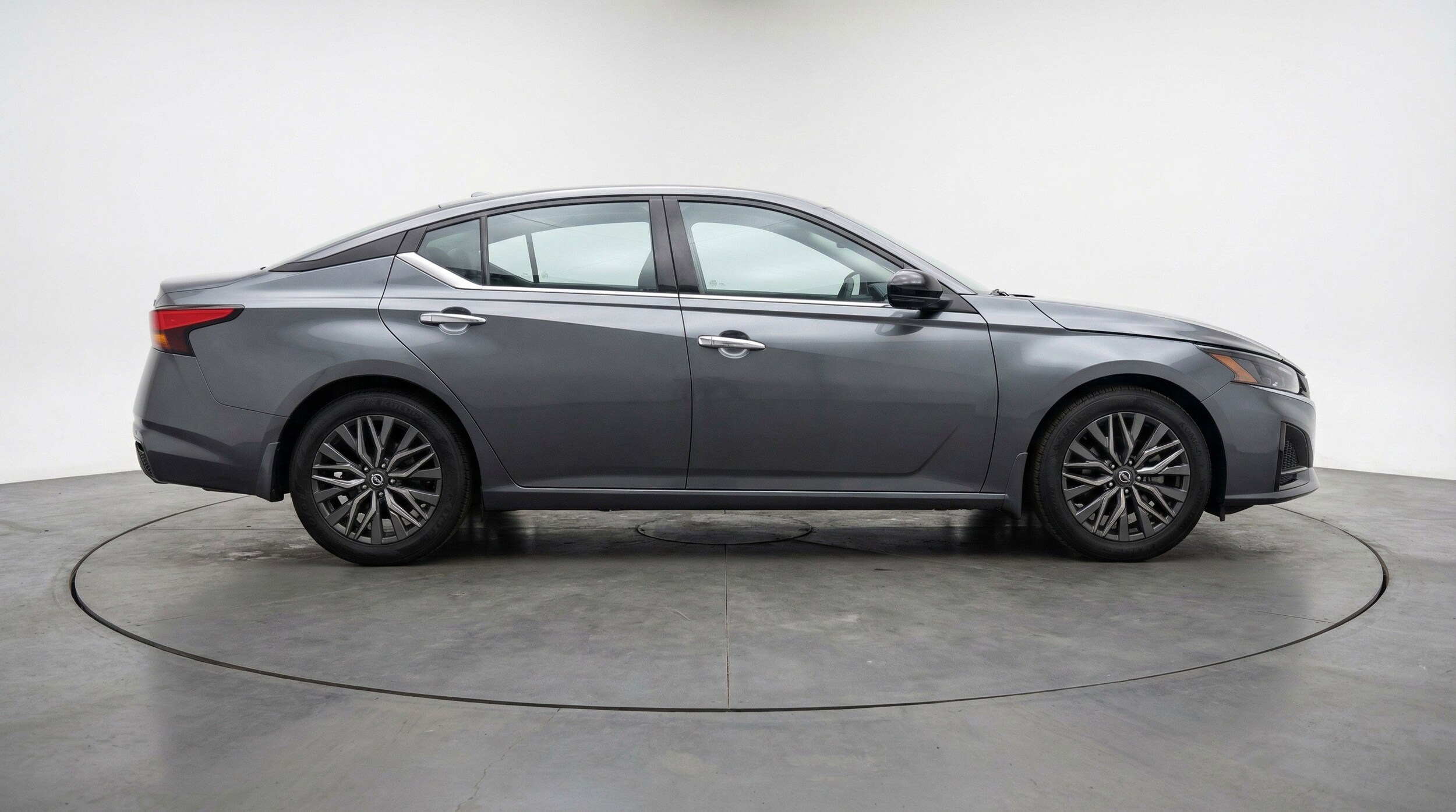 Thumbnail: 2025 Nissan Altima - 11