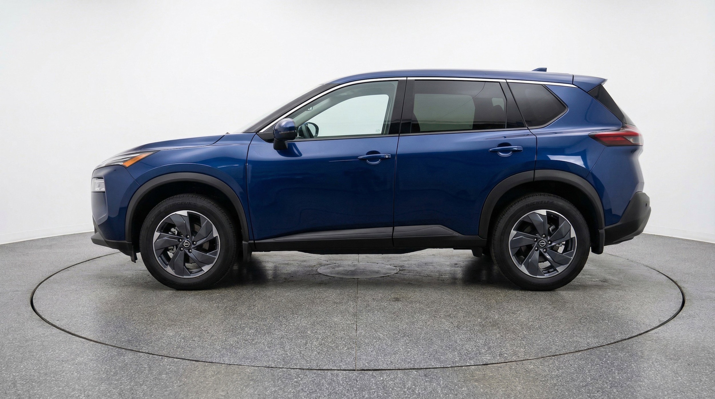 Thumbnail: 2025 Nissan Rogue - 5