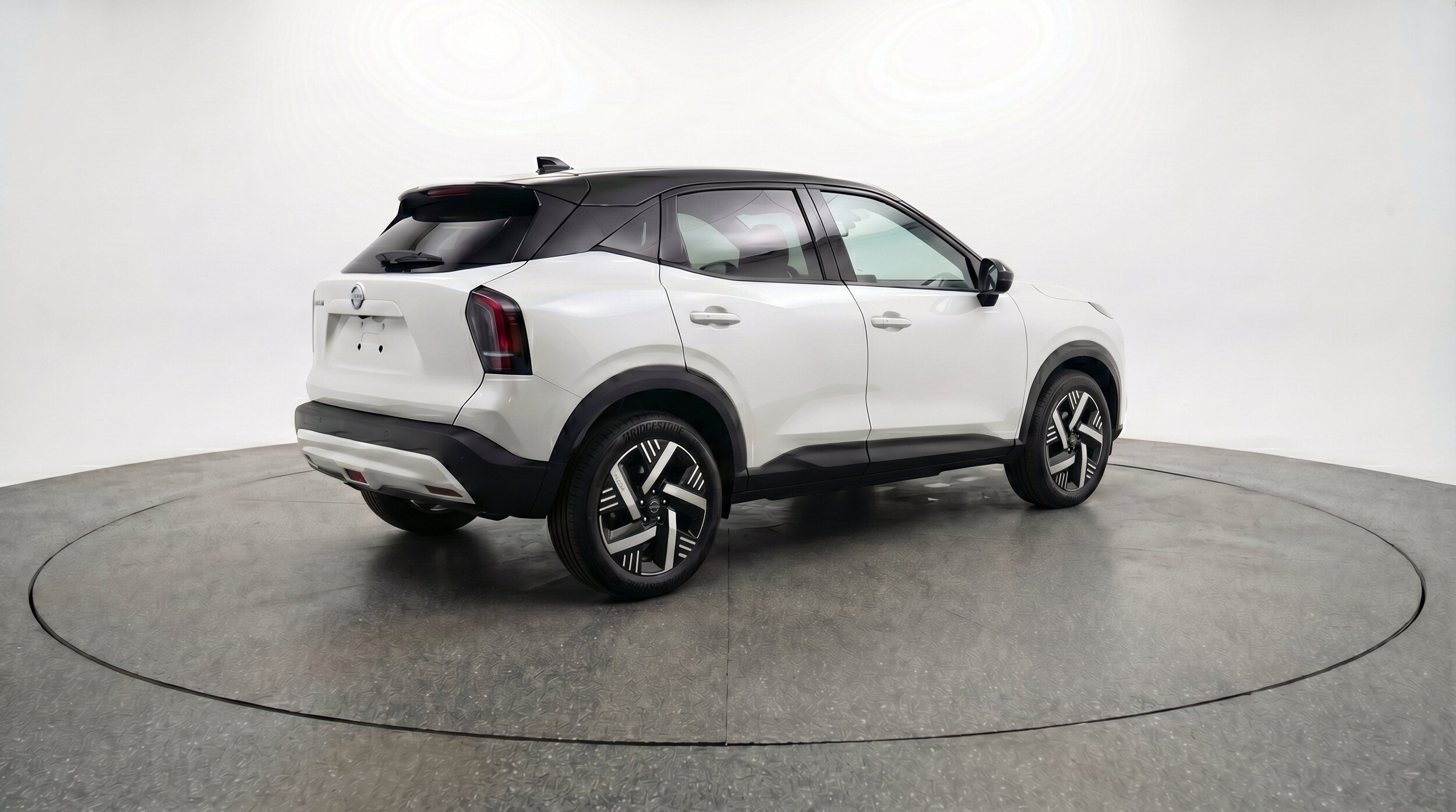 Thumbnail: 2026 Nissan Kicks - 9