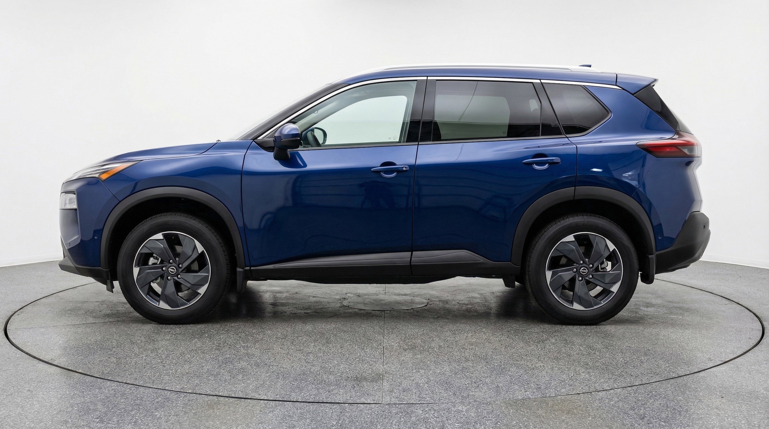 Thumbnail: 2025 Nissan Rogue - 5