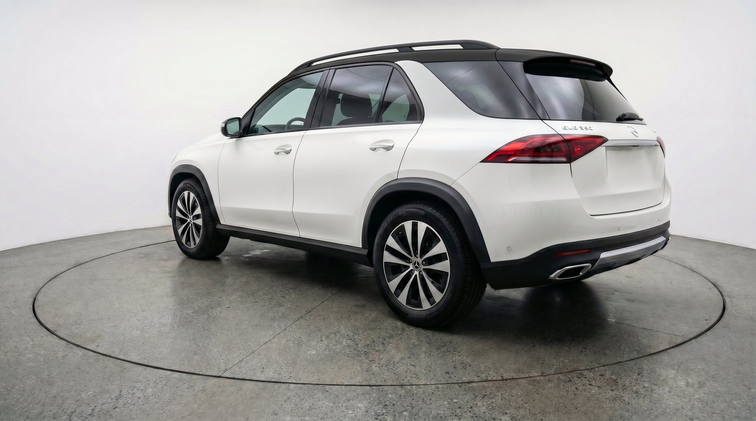 Thumbnail: 2026 Mercedes-Benz GLE - 6