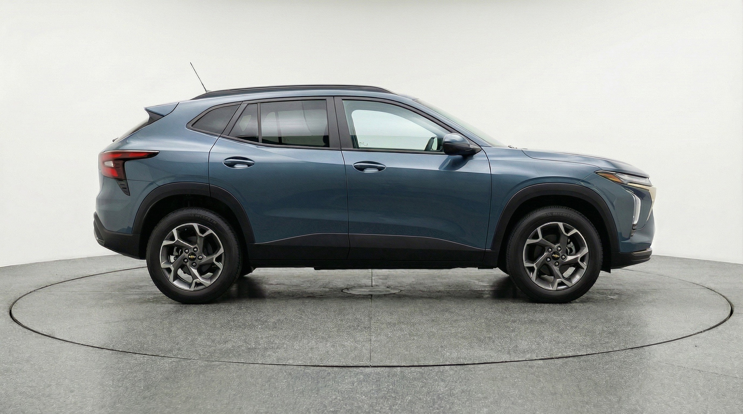 Thumbnail: 2025 Chevrolet Trax - 11