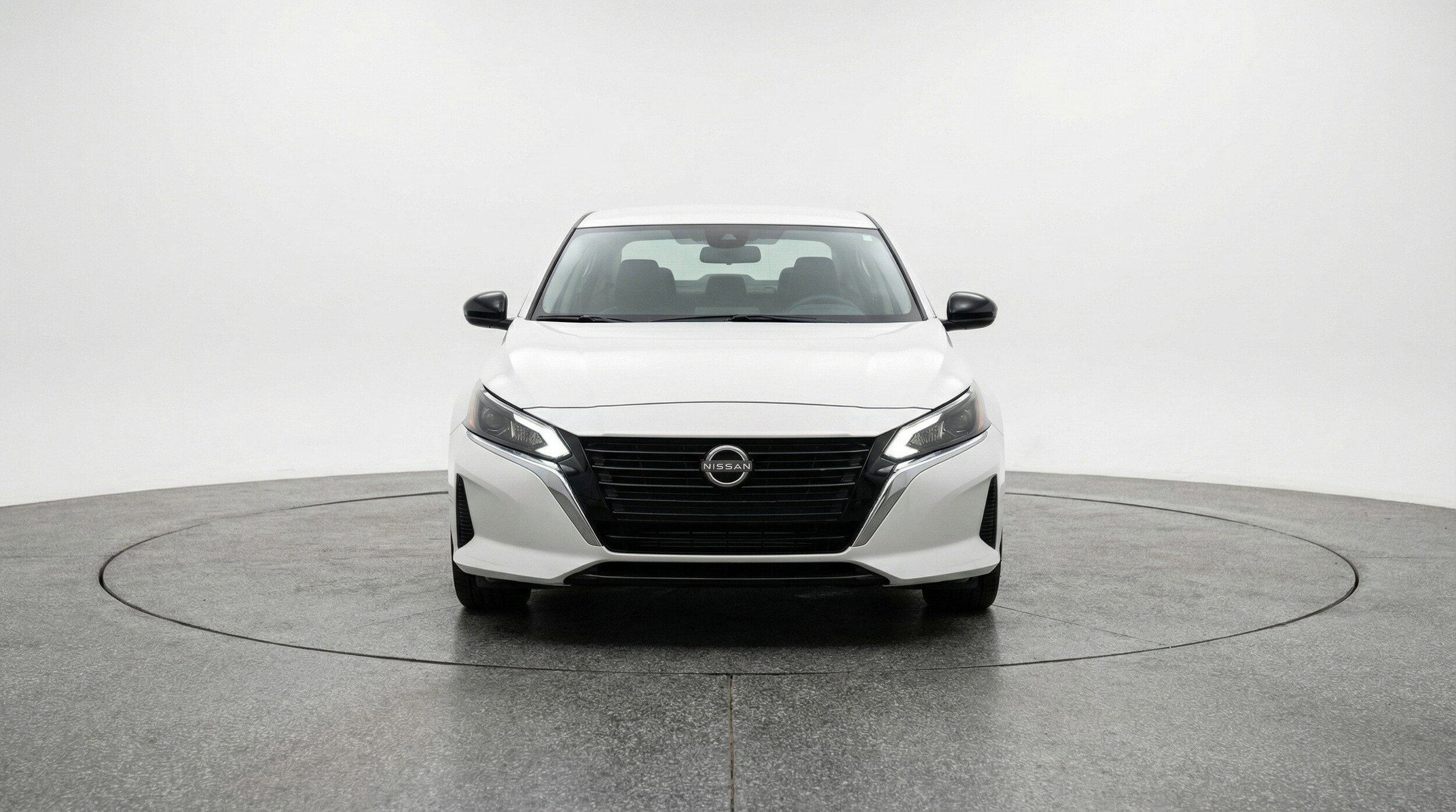 Thumbnail: 2025 Nissan Altima - 2