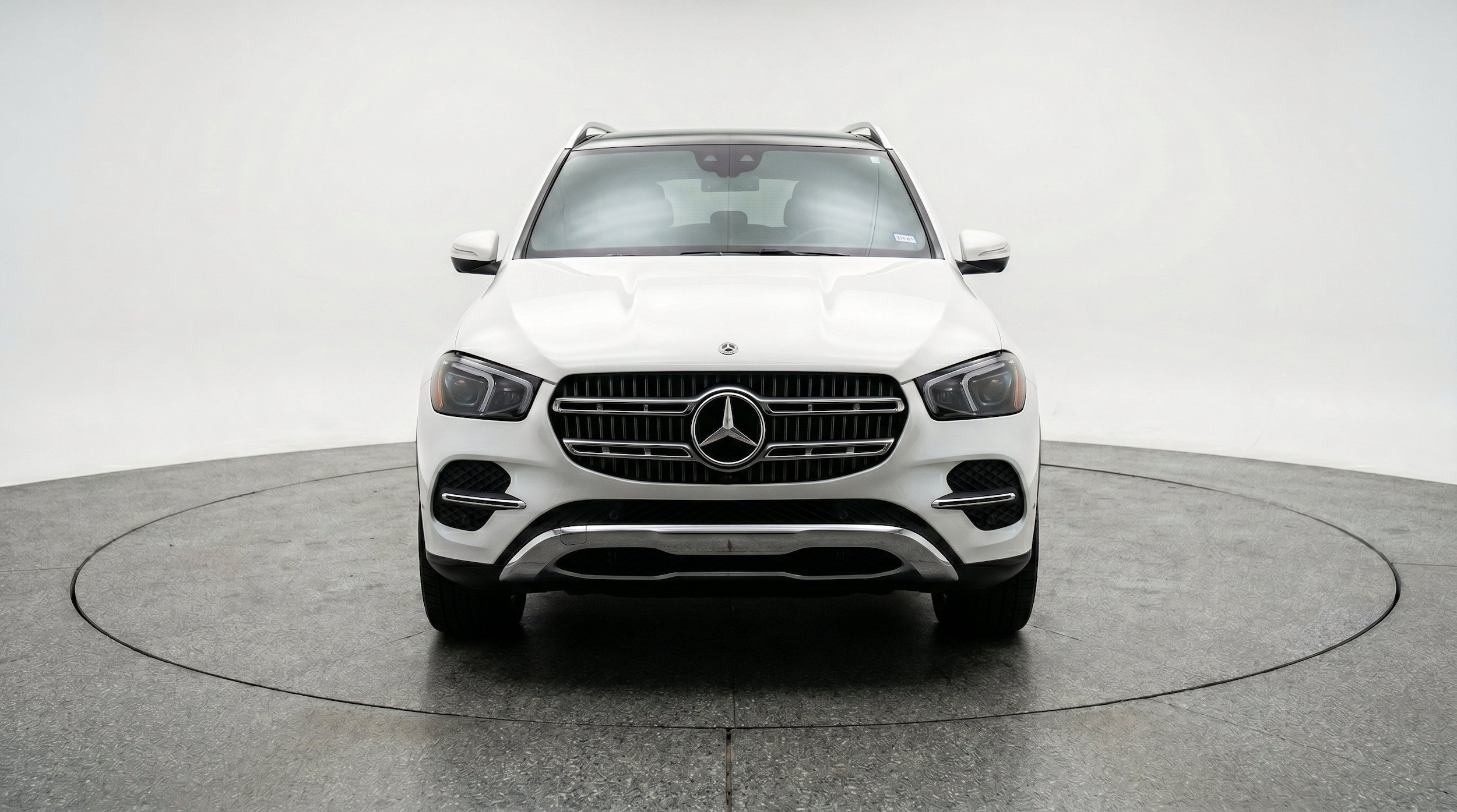 Thumbnail: 2026 Mercedes-Benz GLE - 2