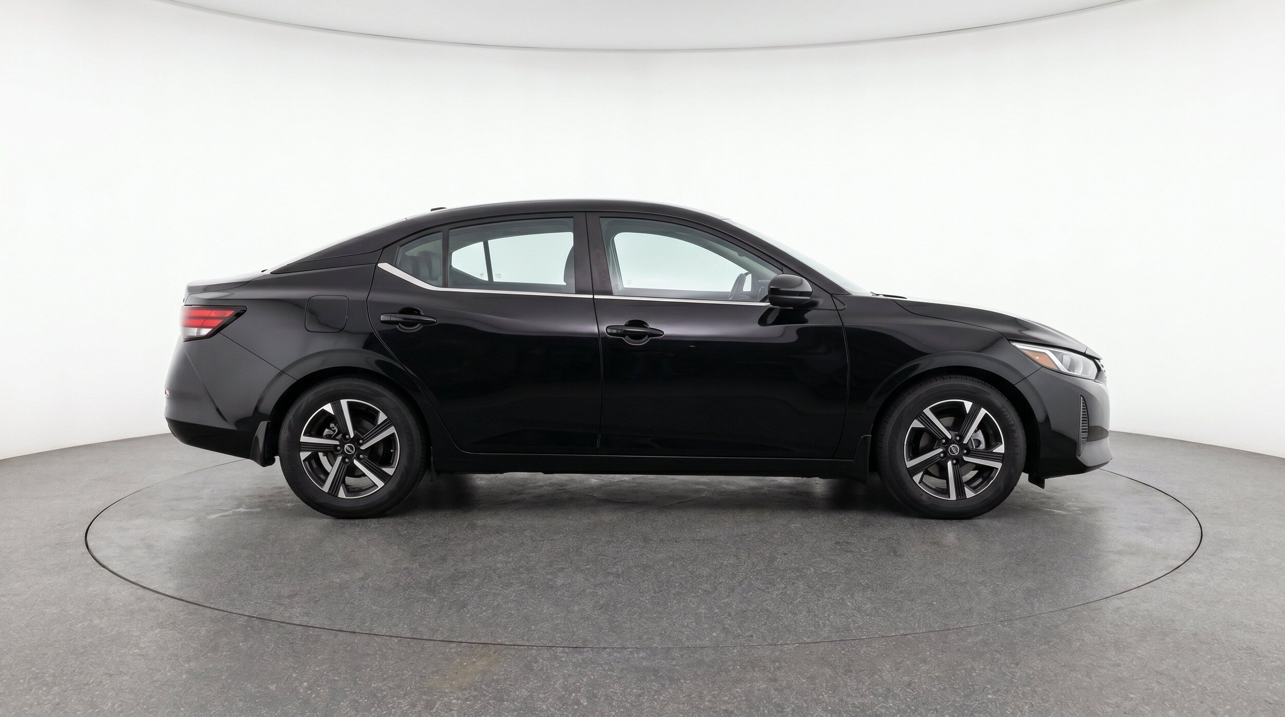 Thumbnail: 2025 Nissan Sentra - 10