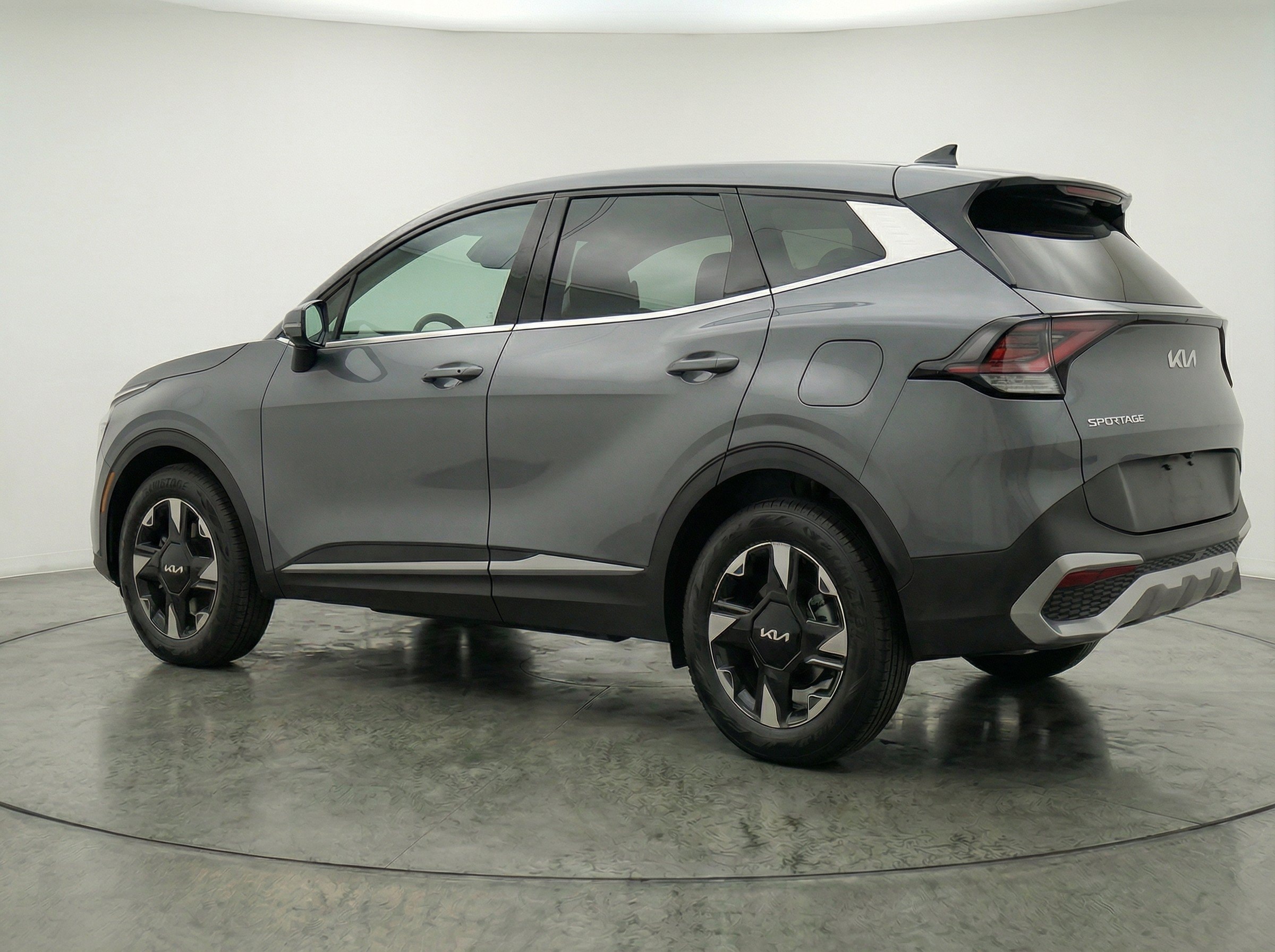 Thumbnail: 2026 Kia Sportage - 6