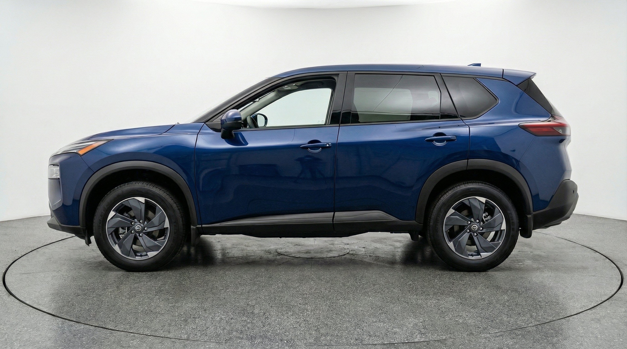 Thumbnail: 2025 Nissan Rogue - 5