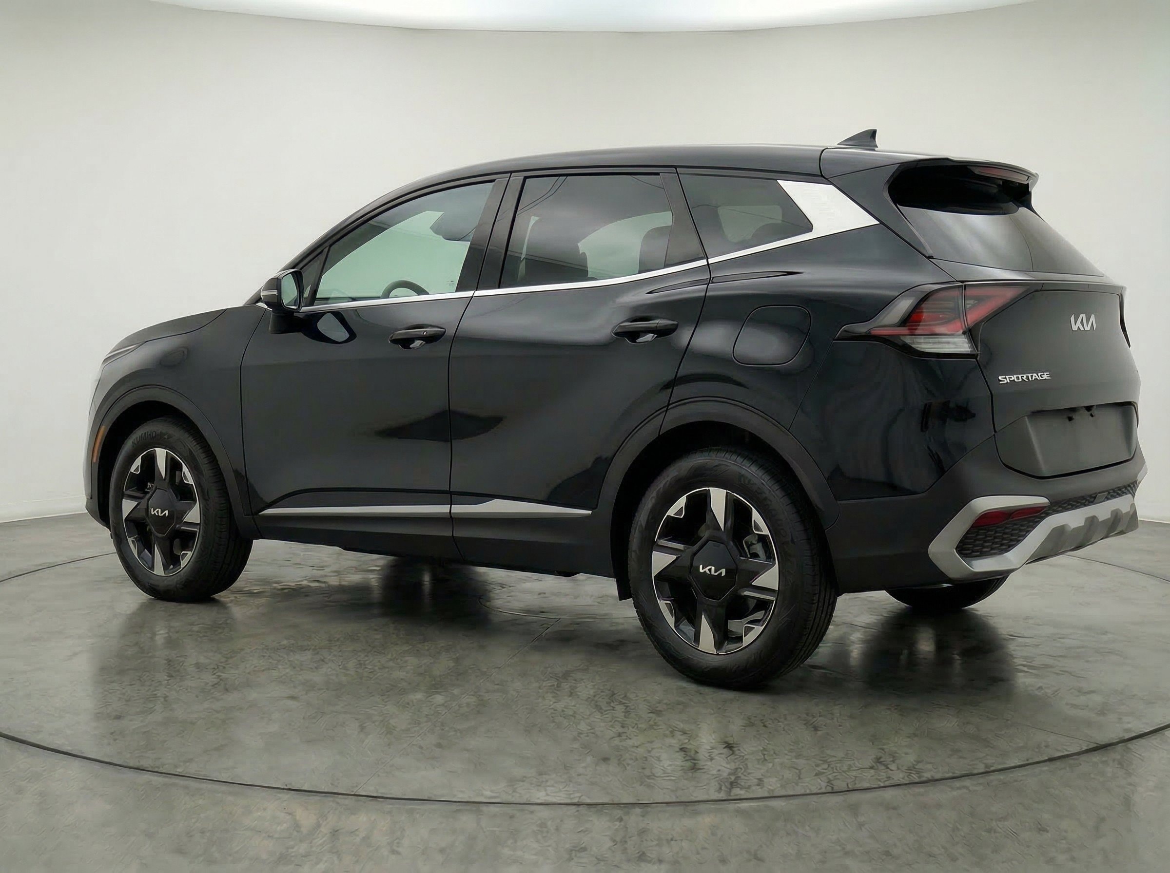 Thumbnail: 2026 Kia Sportage - 6
