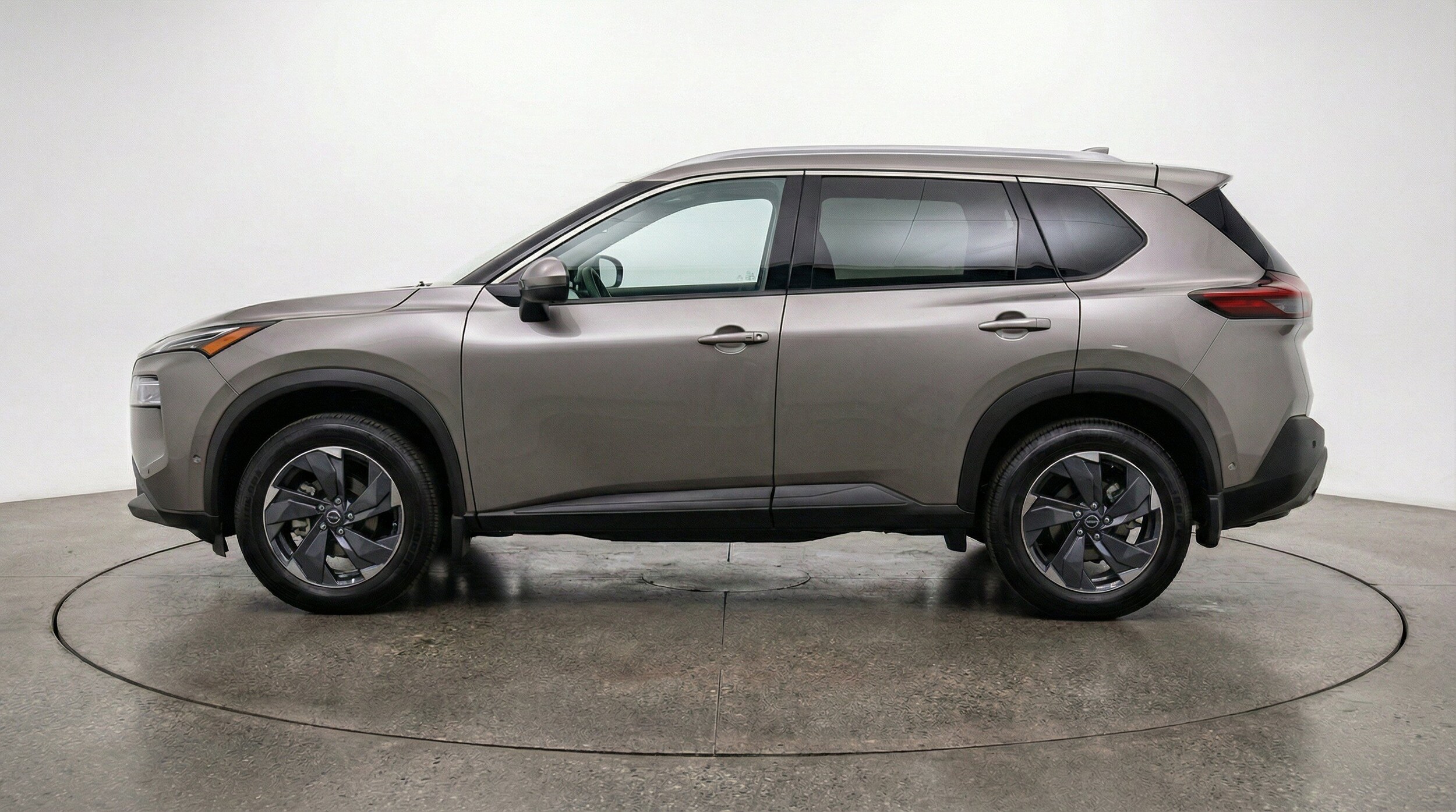 Thumbnail: 2025 Nissan Rogue - 5