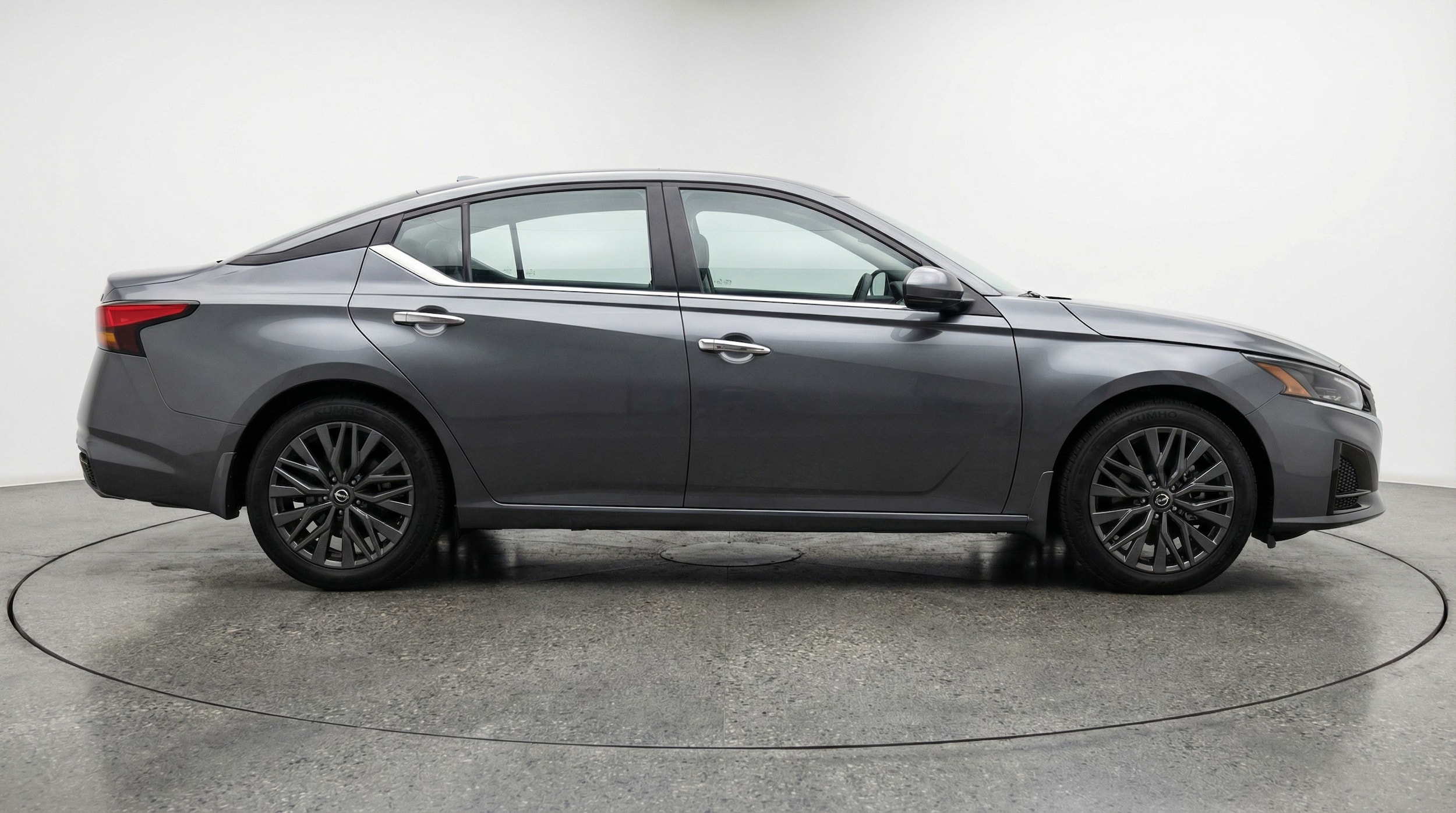 Thumbnail: 2025 Nissan Altima - 8