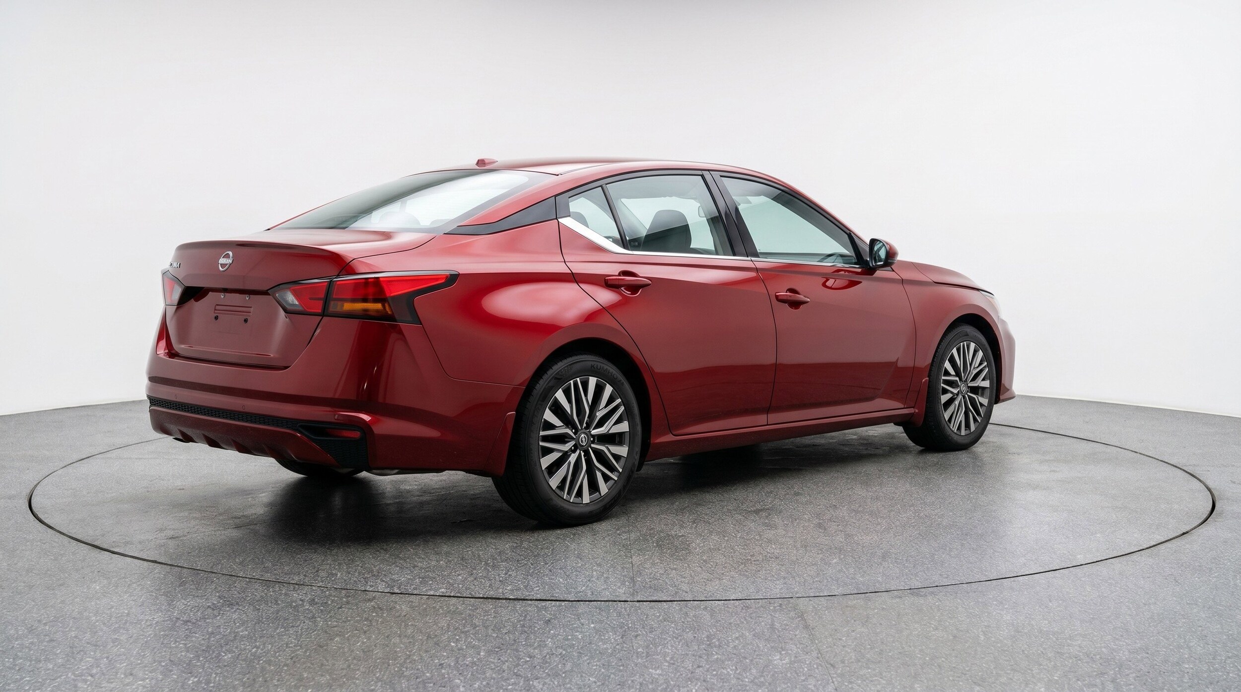 Thumbnail: 2025 Nissan Altima - 9
