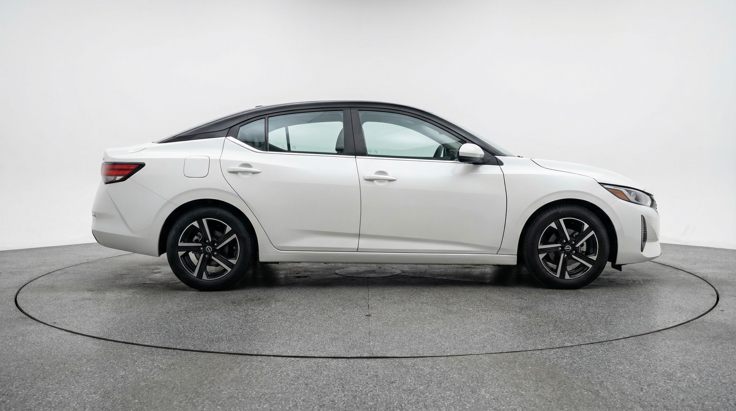 Thumbnail: 2025 Nissan Sentra - 8