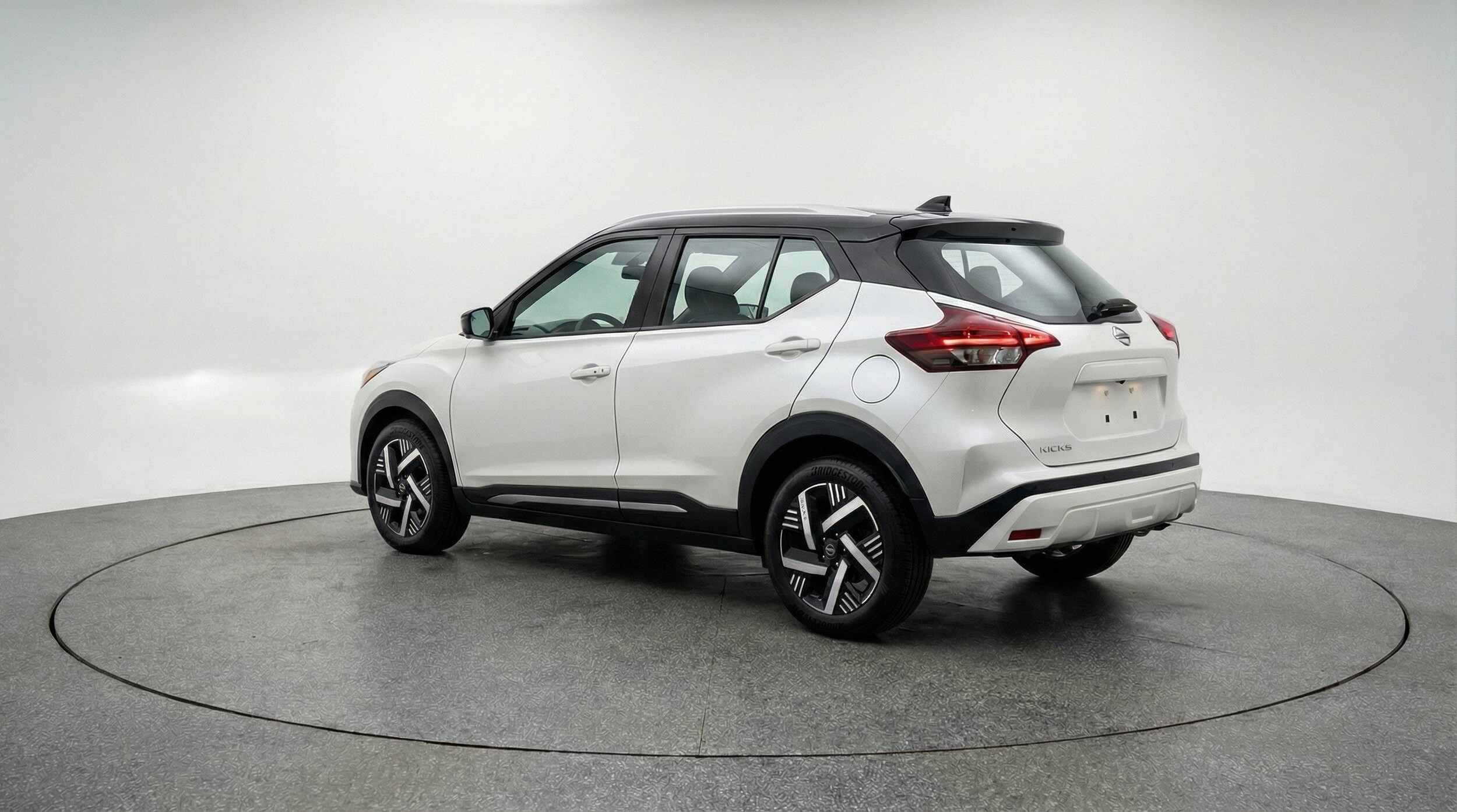 Thumbnail: 2026 Nissan Kicks - 6