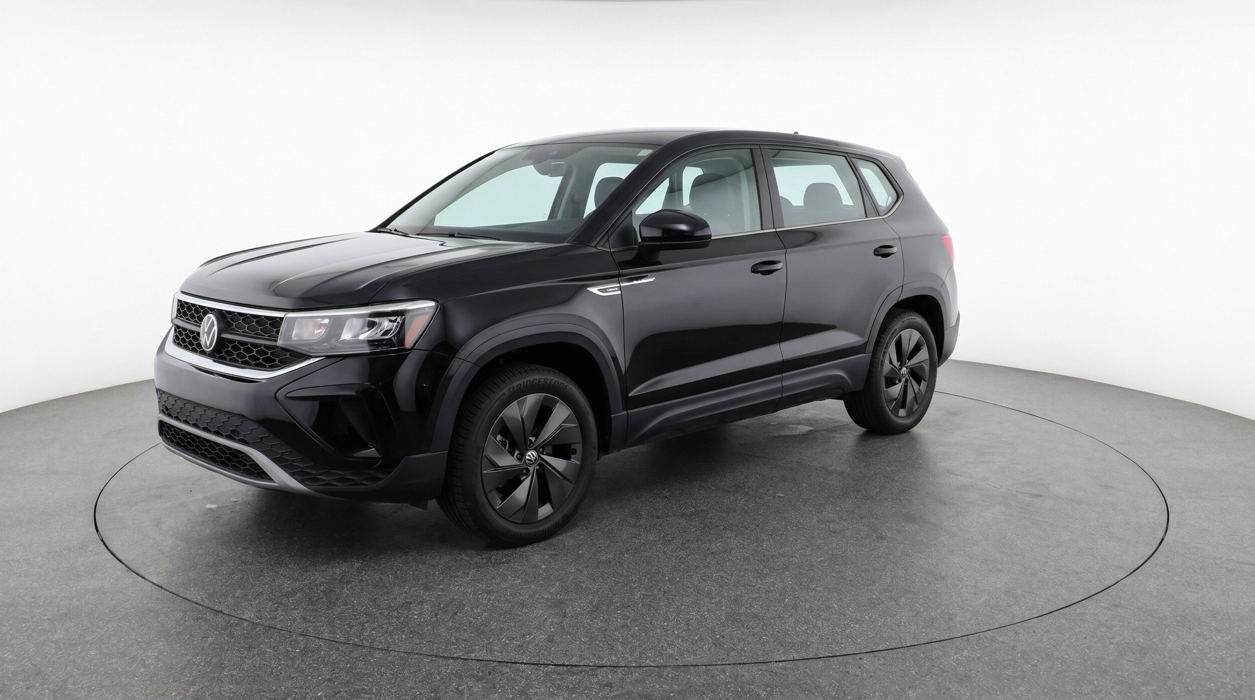 Thumbnail: 2026 Volkswagen Taos - 3