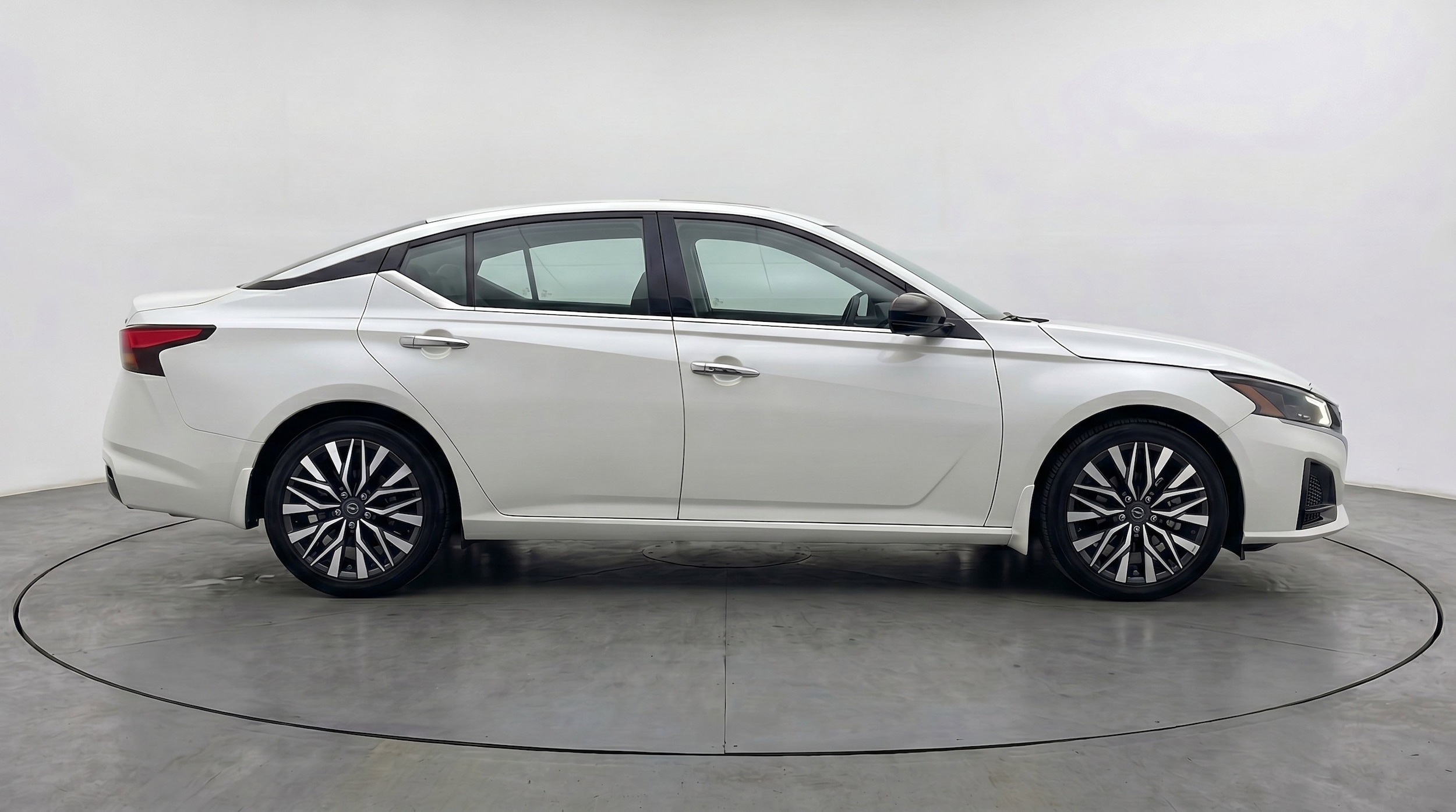 Thumbnail: 2025 Nissan Altima - 11