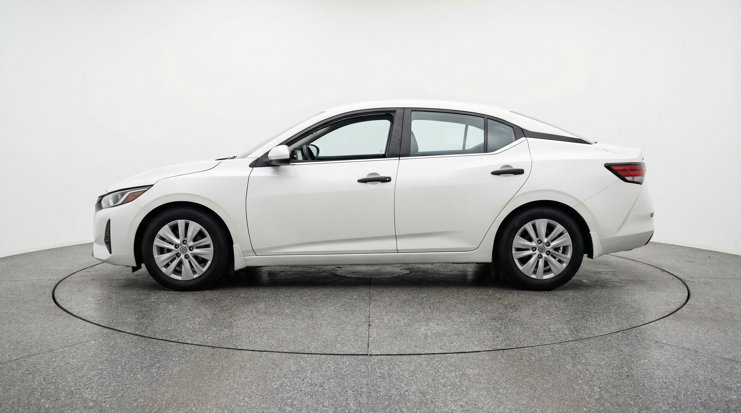 Thumbnail: 2025 Nissan Sentra - 5