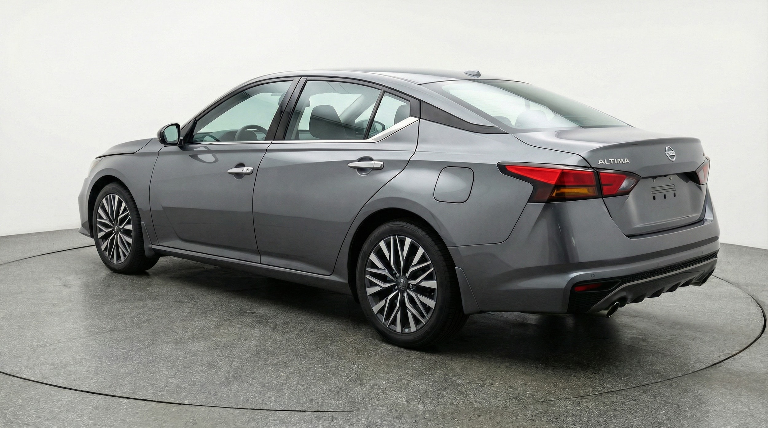 Thumbnail: 2025 Nissan Altima - 5