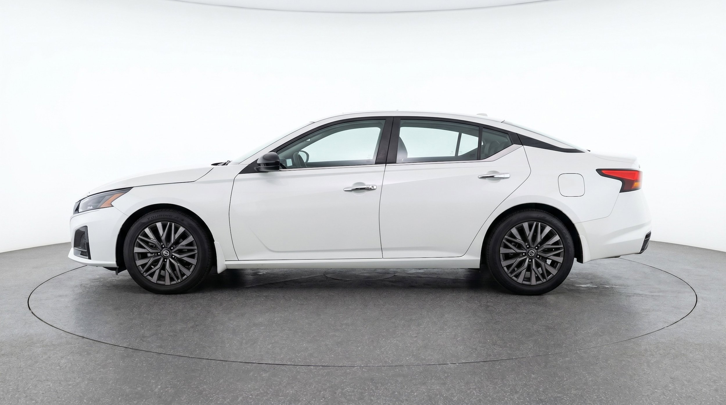 Thumbnail: 2025 Nissan Altima - 4