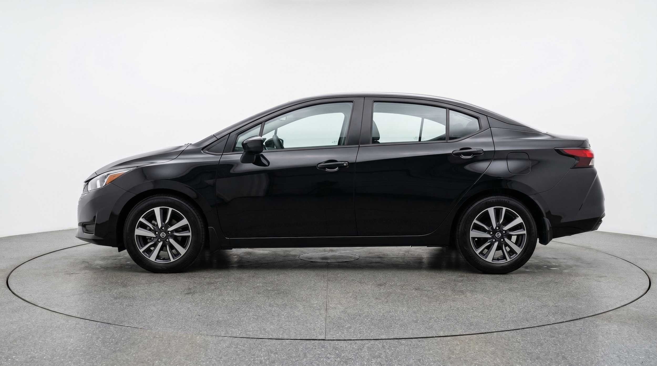 Thumbnail: 2025 Nissan Versa - 5