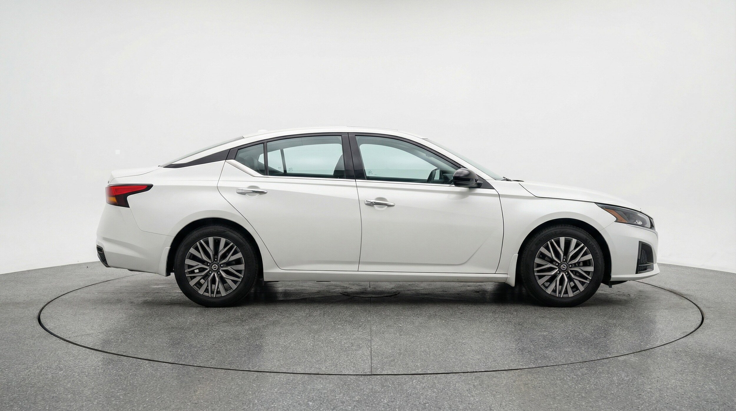 Thumbnail: 2025 Nissan Altima - 11