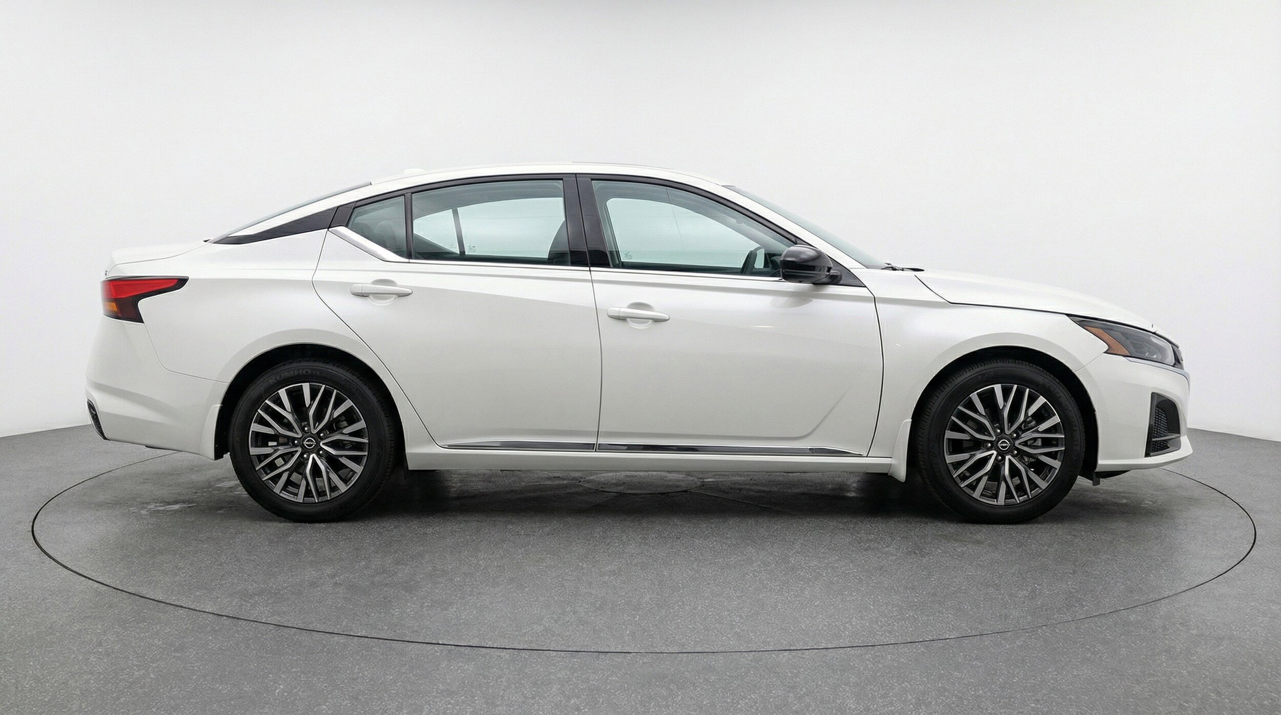 Thumbnail: 2025 Nissan Altima - 11