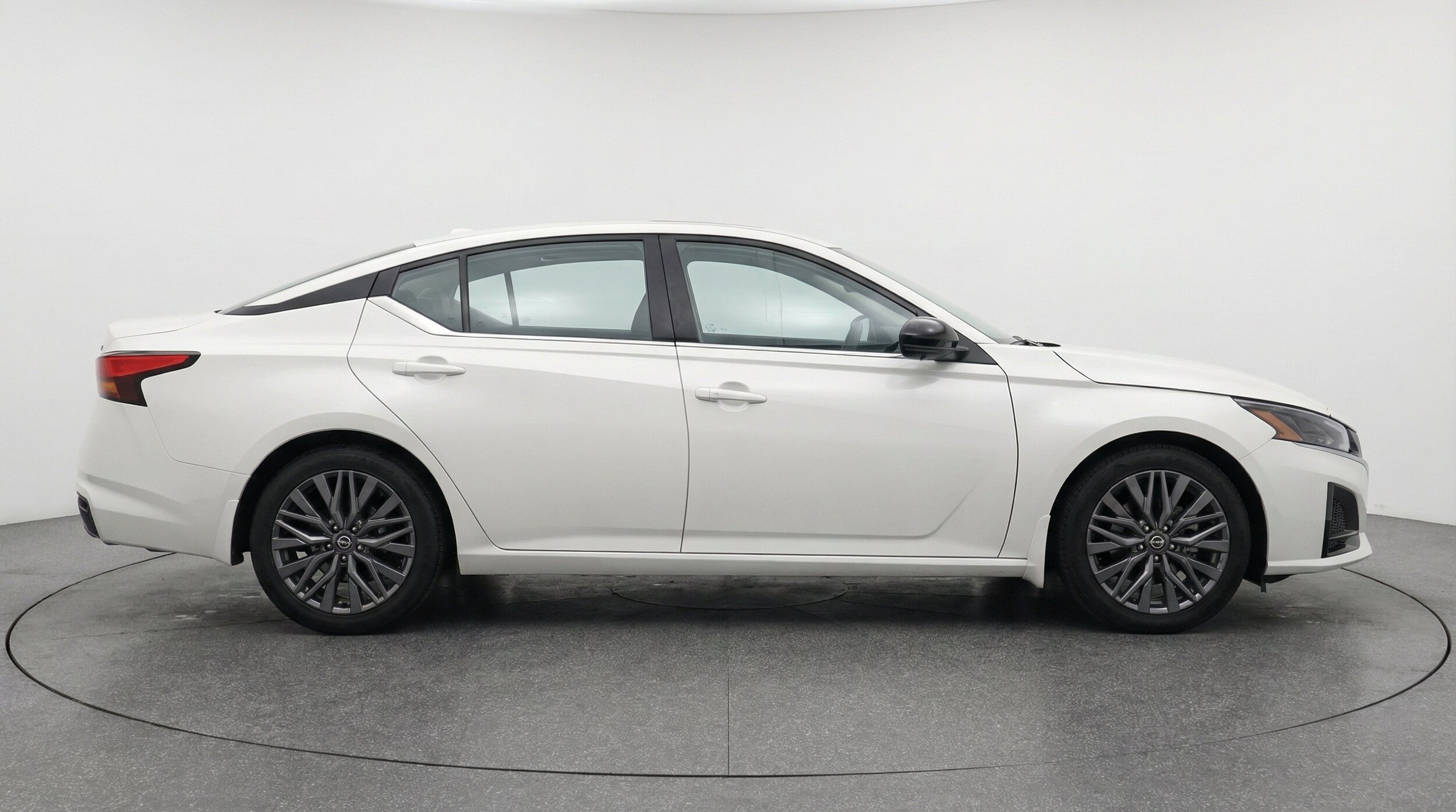 Thumbnail: 2025 Nissan Altima - 11