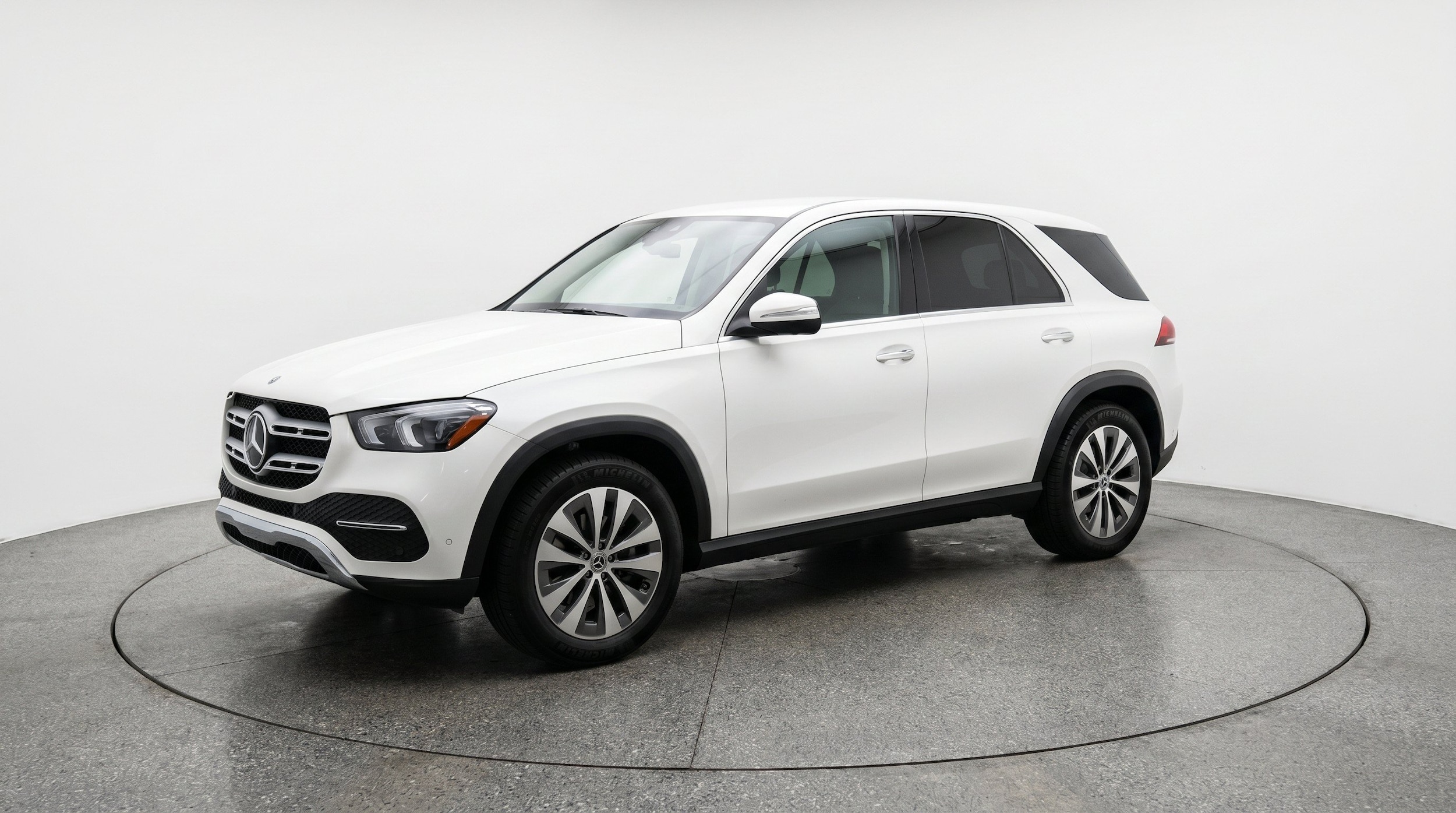 Thumbnail: 2026 Mercedes-Benz GLE - 3