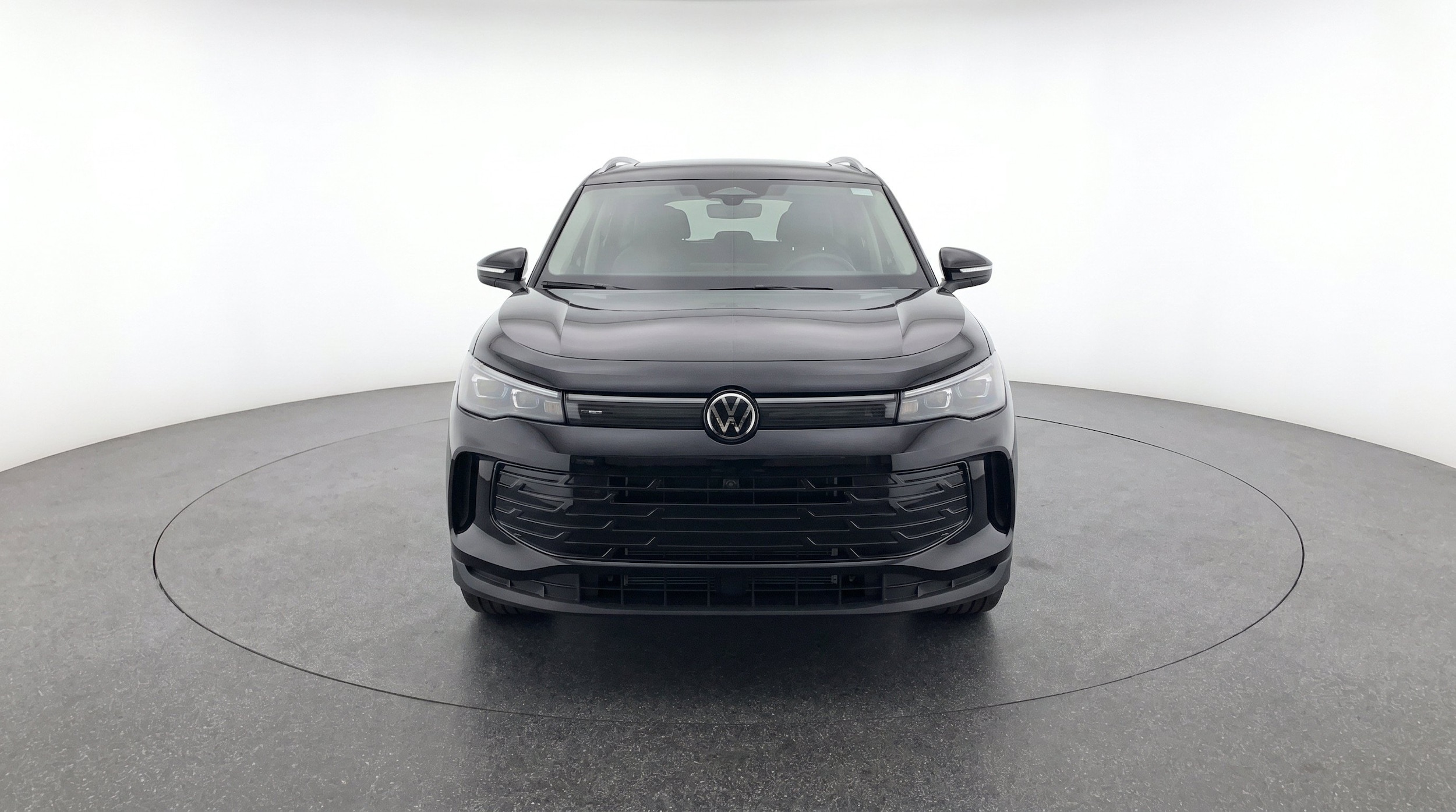 Thumbnail: 2026 Volkswagen Tiguan - 2
