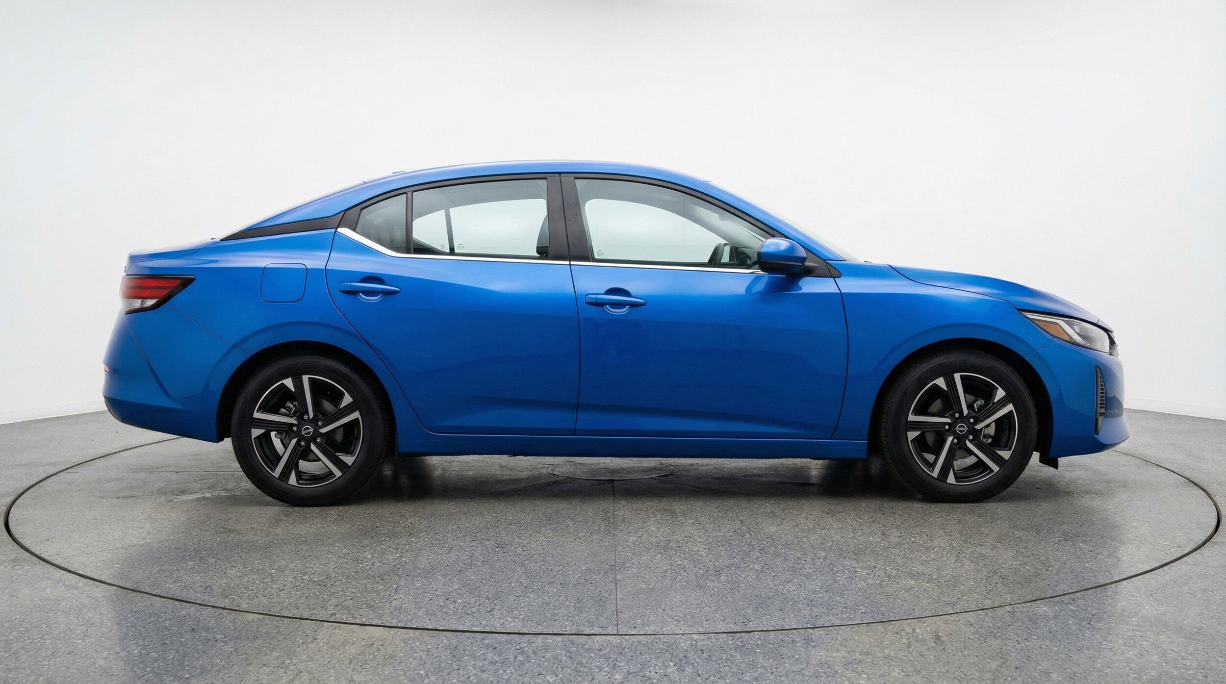 Thumbnail: 2025 Nissan Sentra - 11
