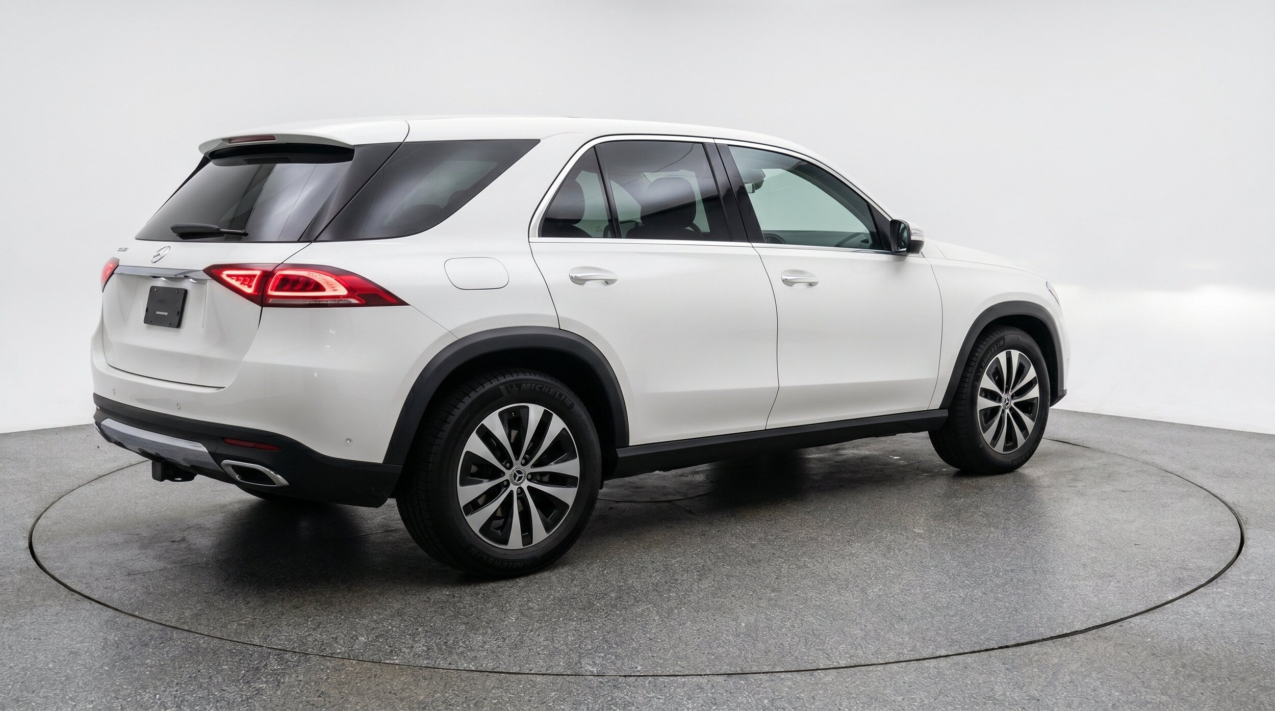 Thumbnail: 2026 Mercedes-Benz GLE - 9