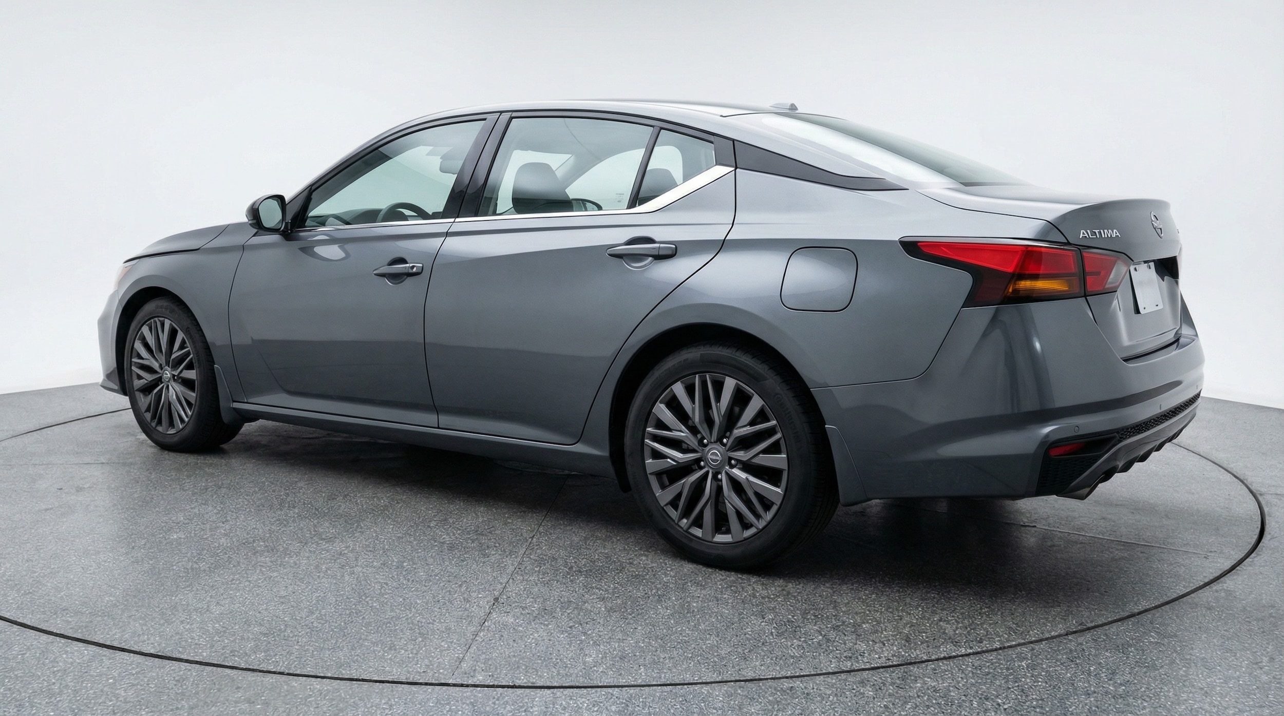 Thumbnail: 2025 Nissan Altima - 5